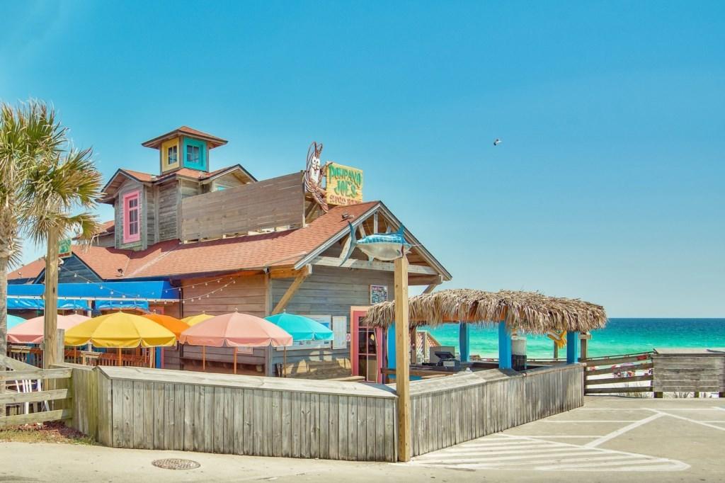 HIDDEN PALMS - Residential