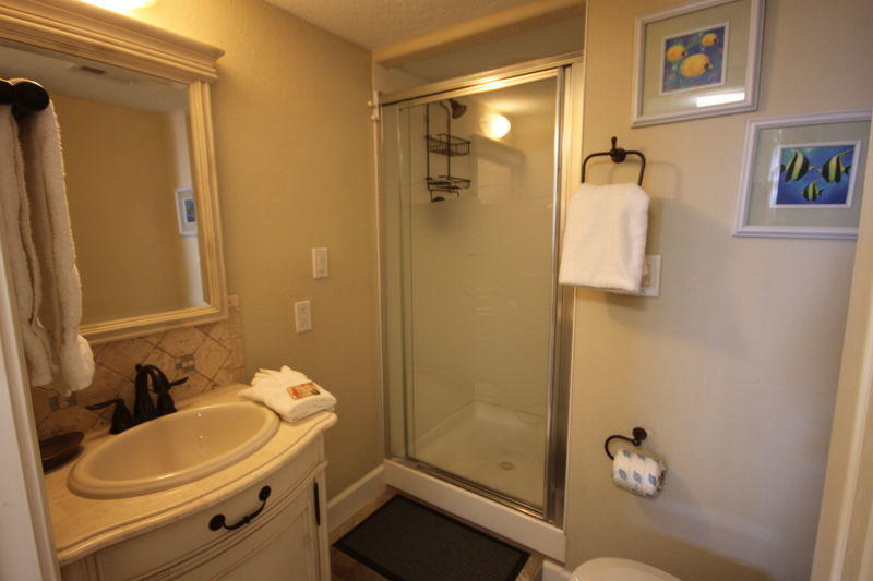 EL MATADOR CONDO - Residential