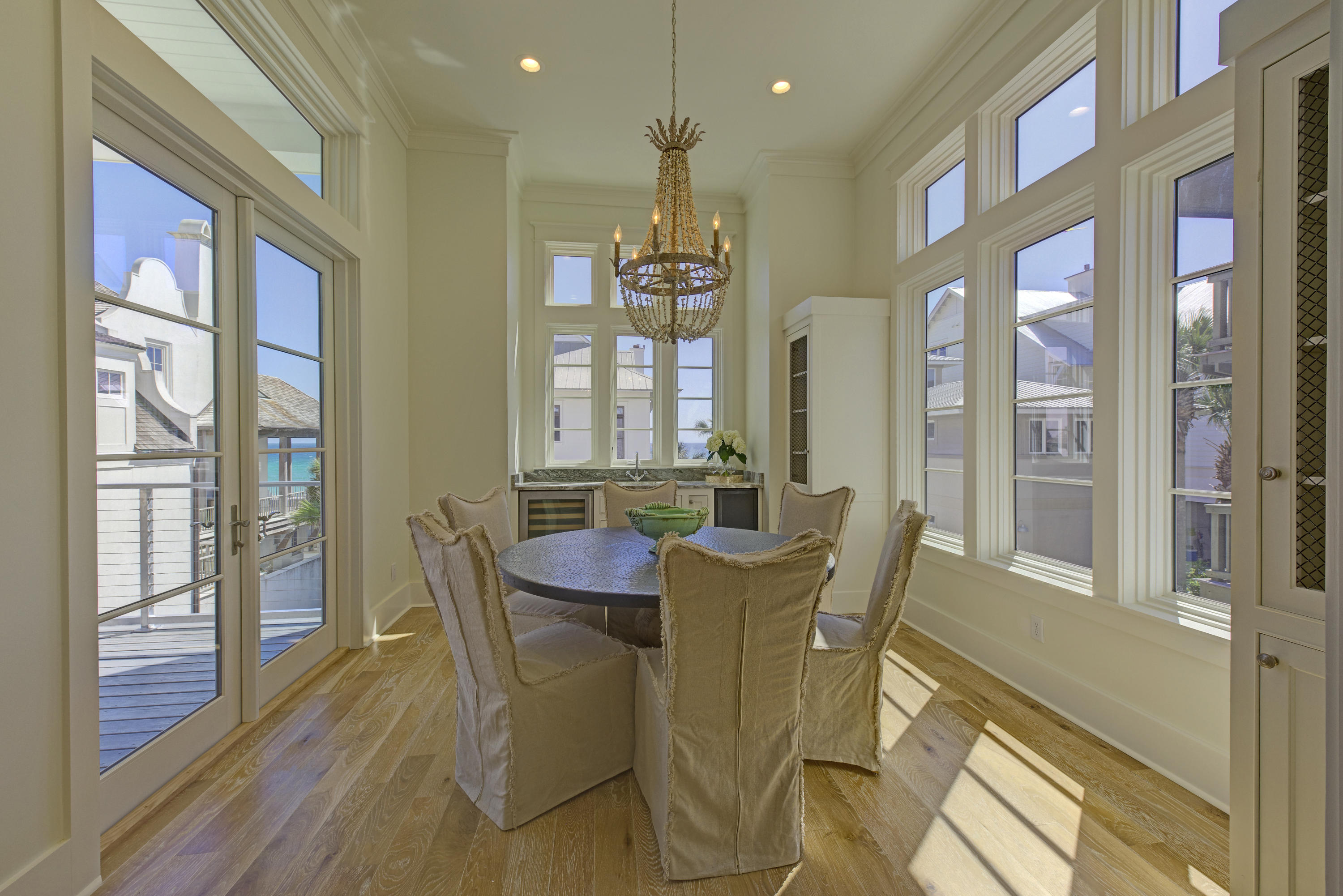 WATER'S EDGE - Residential