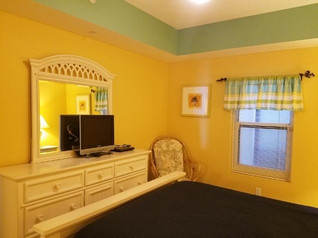 SUMMERWIND CONDOS - Residential