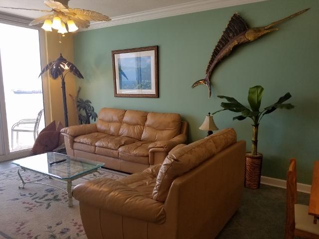 SUMMERWIND CONDOS - Residential