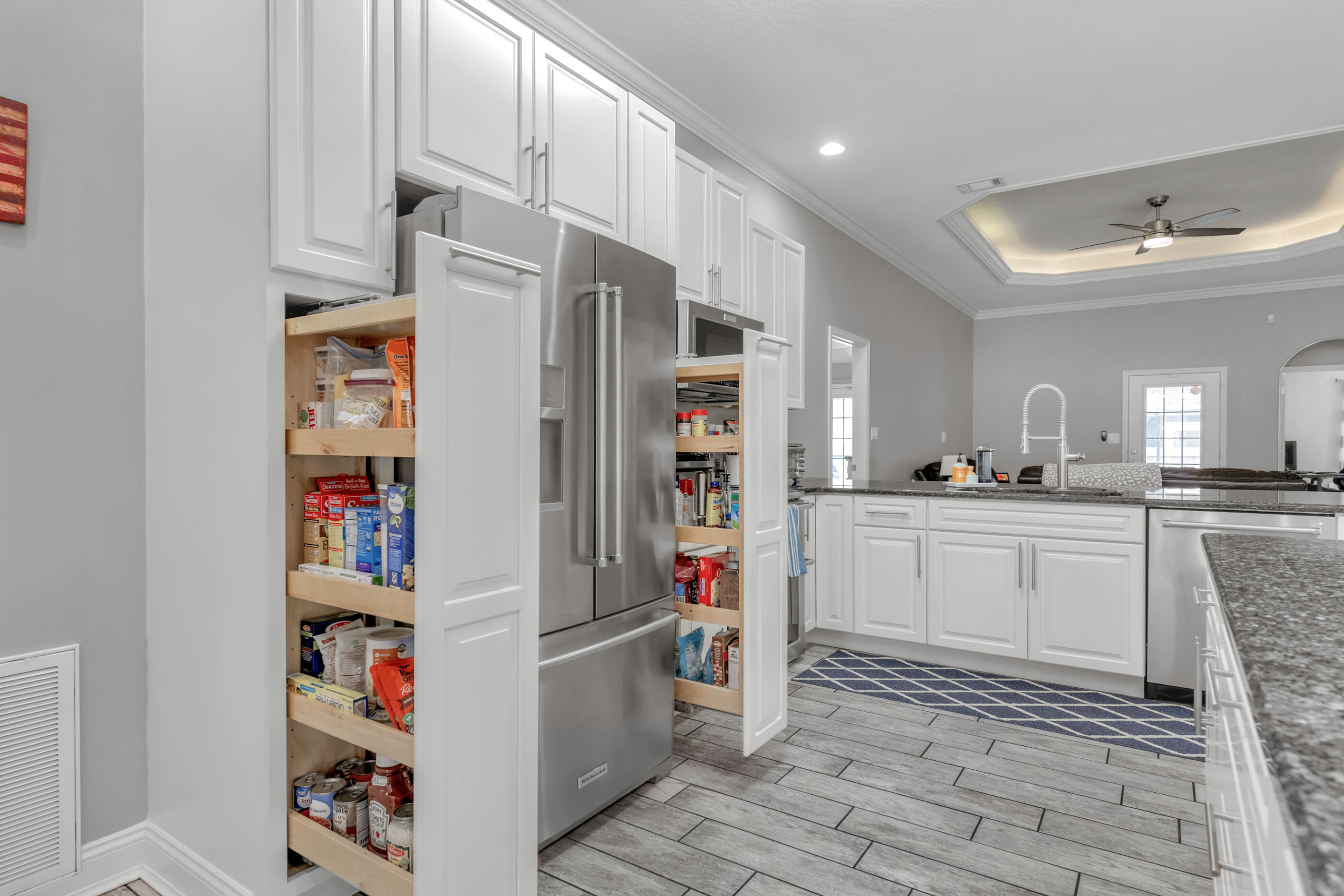 SUMMER PLACE ESTATES - Residential