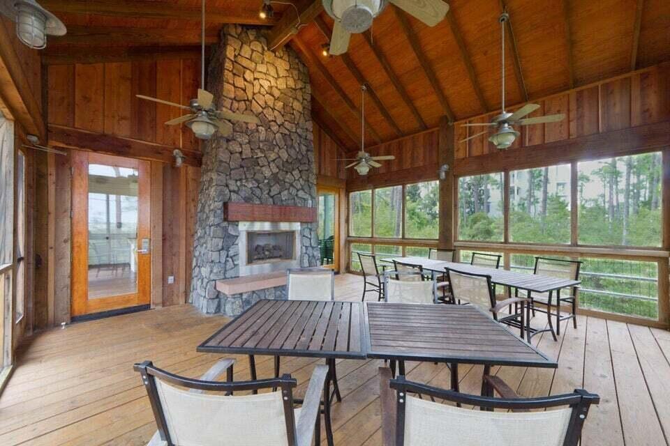 BAHIA CONDO - Residential
