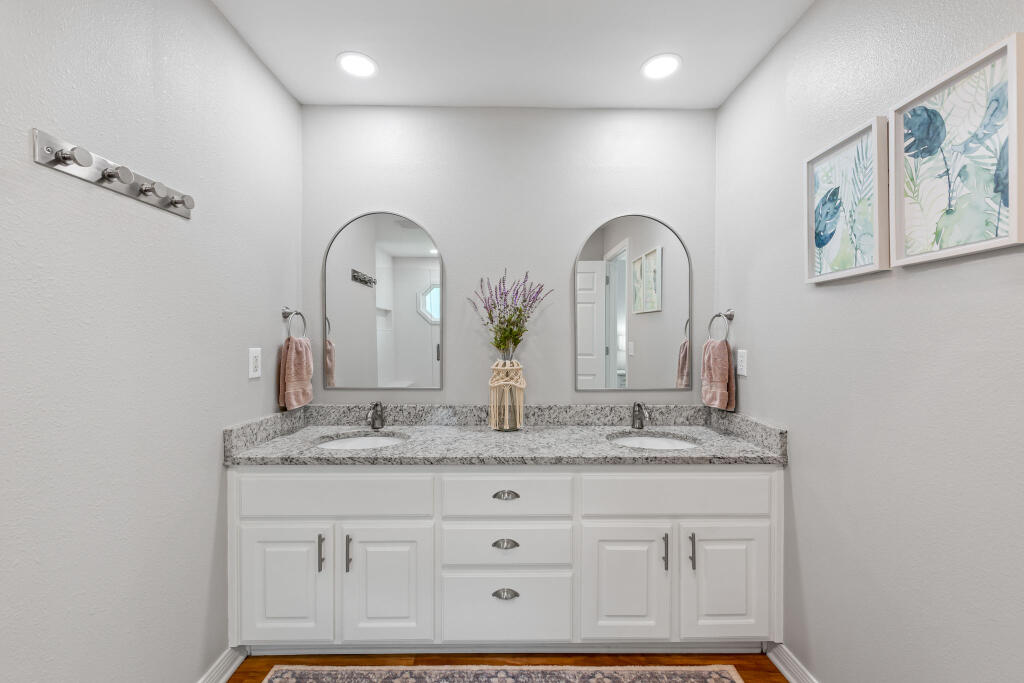 SOUND HAMMOCK - Residential