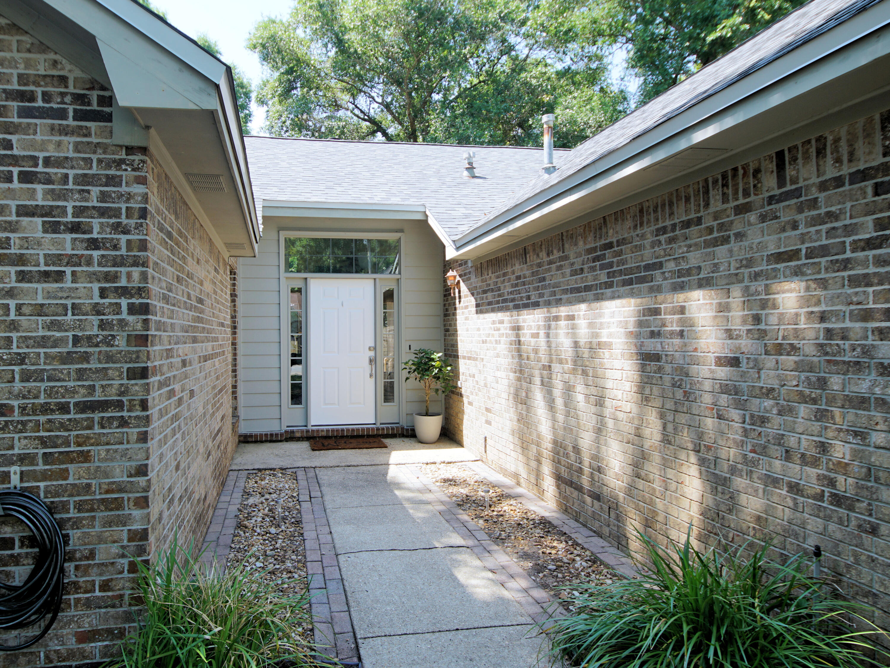 LIVE OAK SHORES - Residential