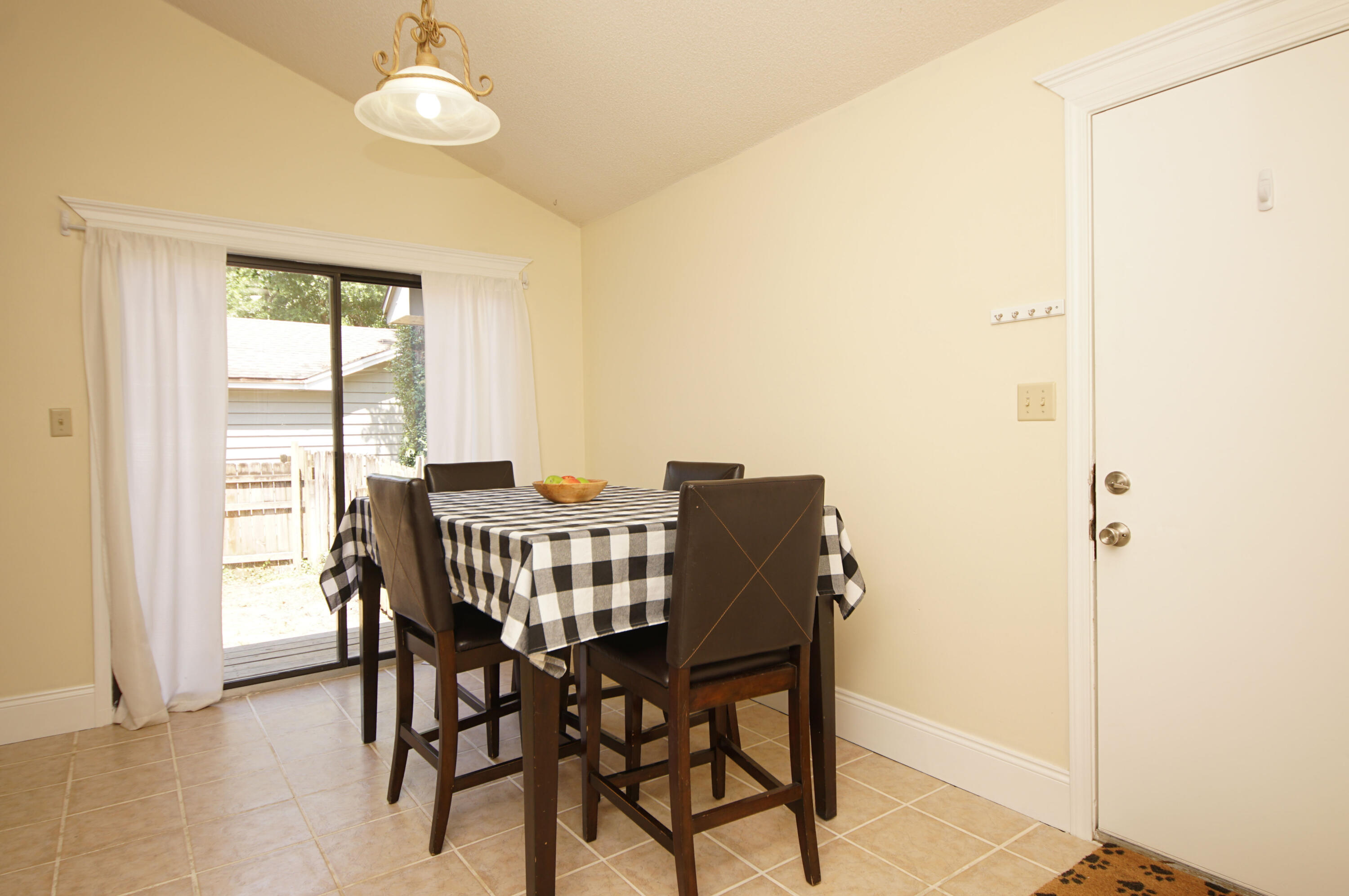 LIVE OAK SHORES - Residential