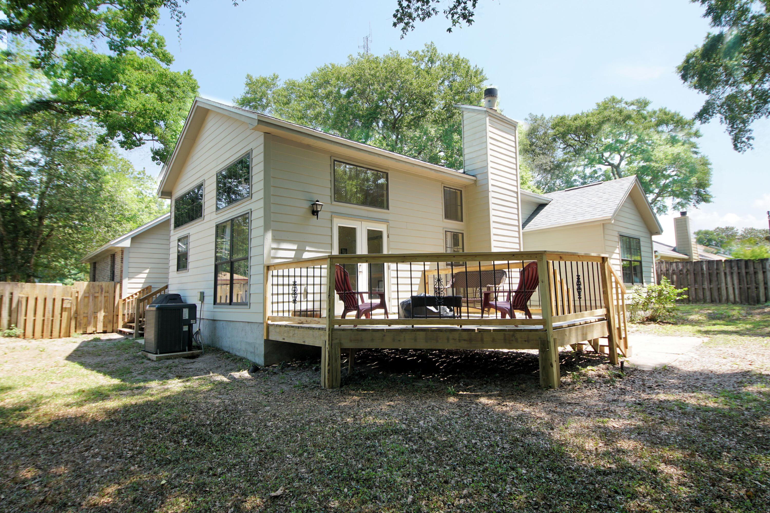 LIVE OAK SHORES - Residential