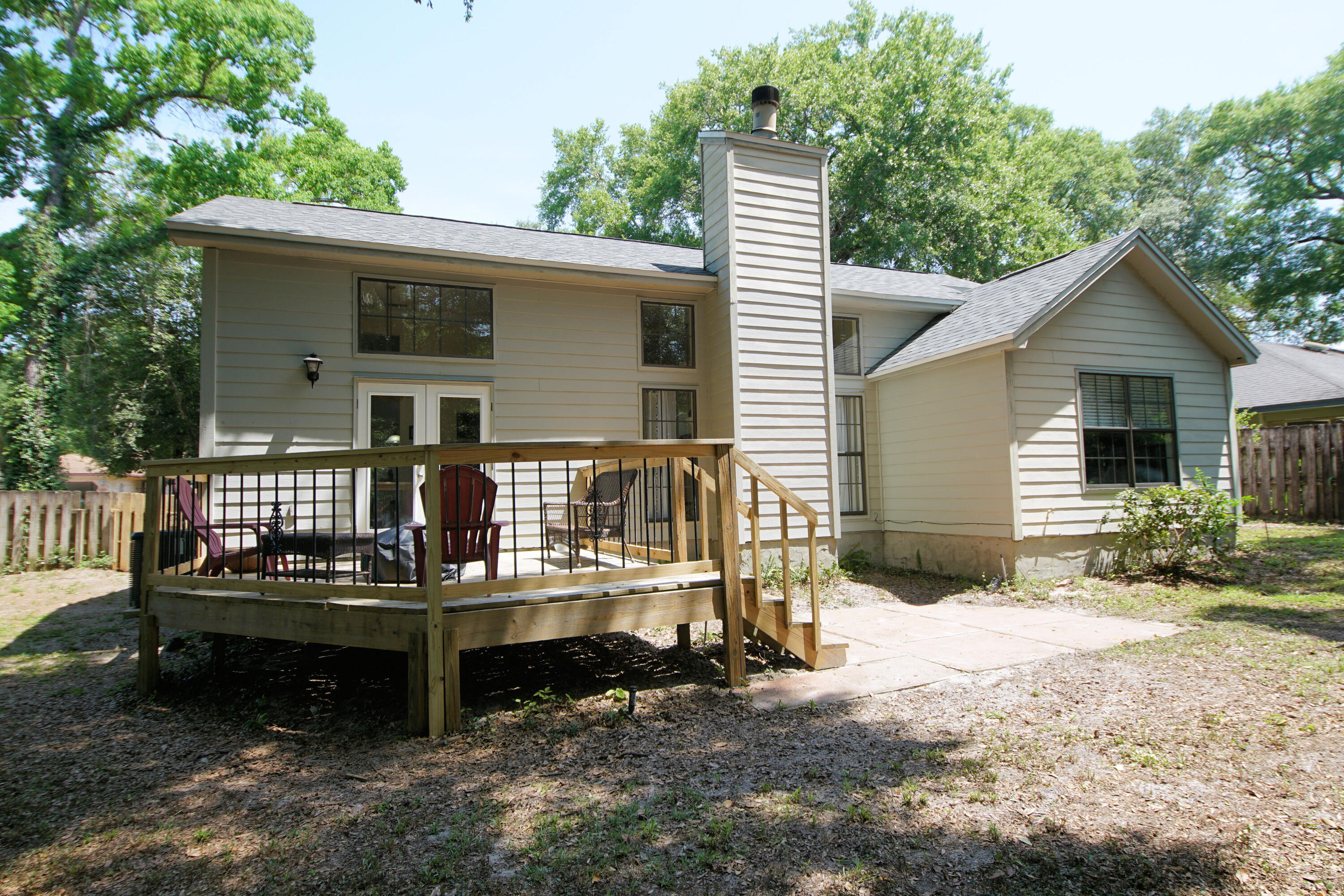 LIVE OAK SHORES - Residential