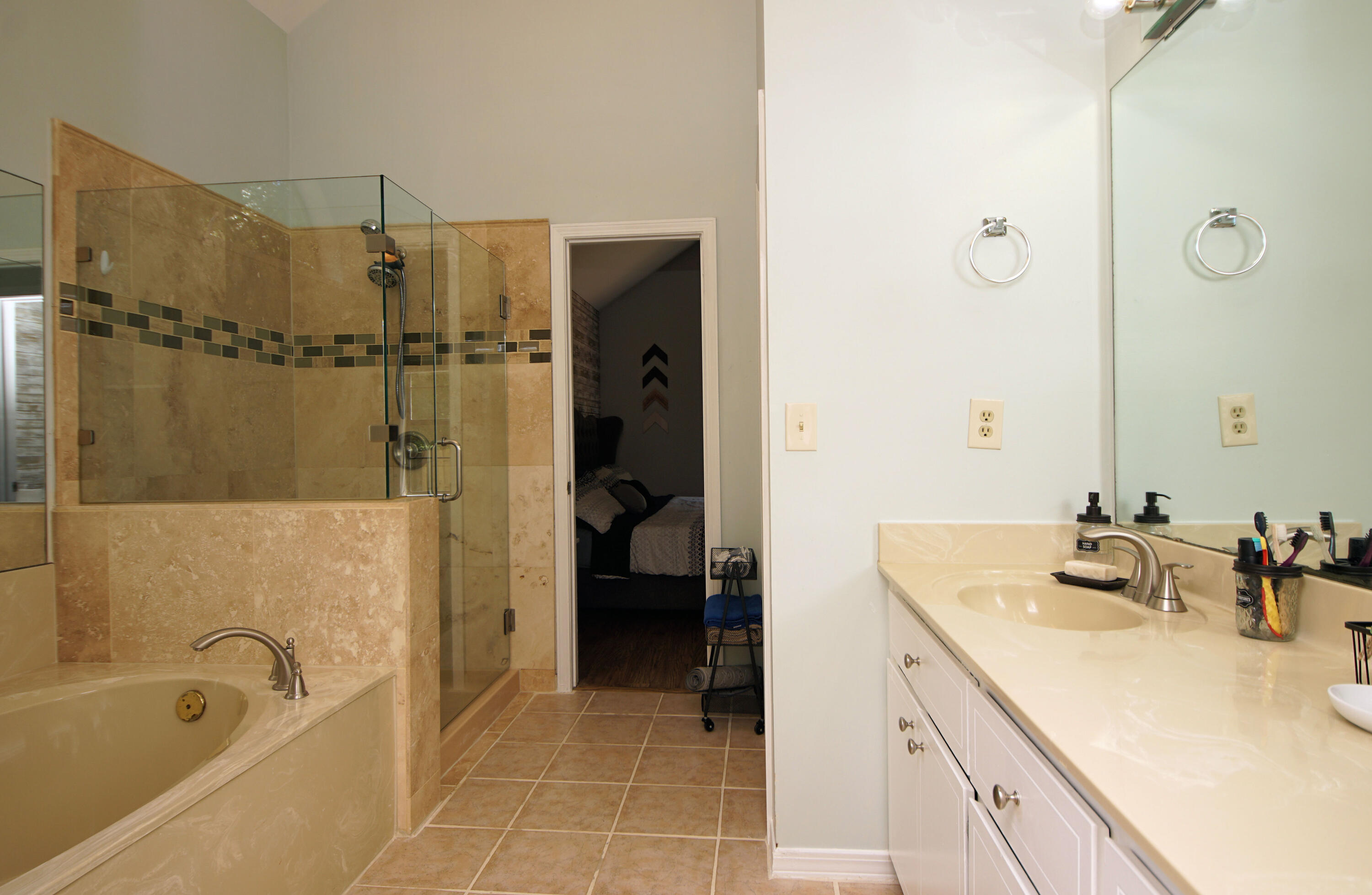 LIVE OAK SHORES - Residential