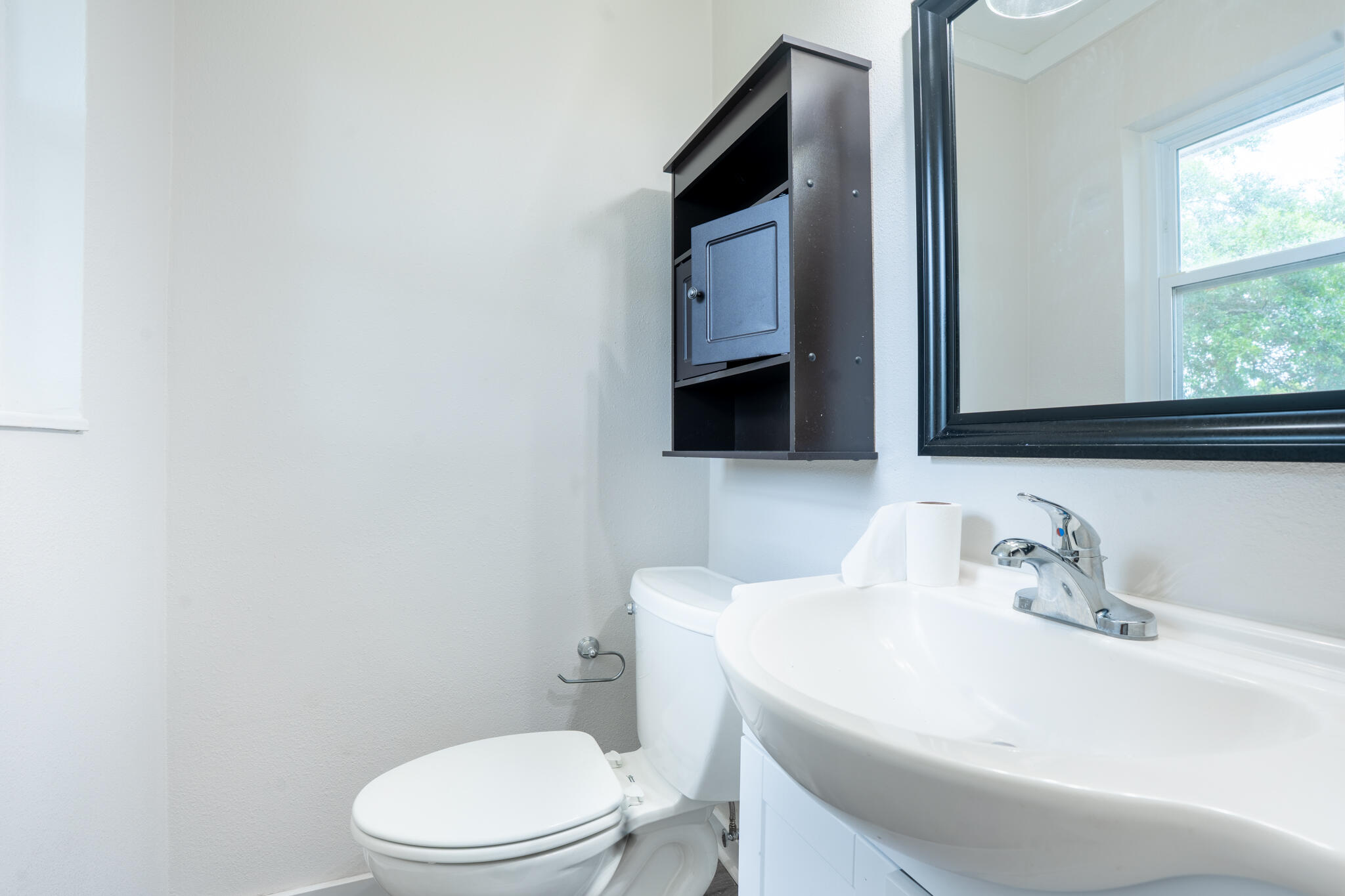 OAKLAND HEIGHTS 1ST ADDN - Residential Lease