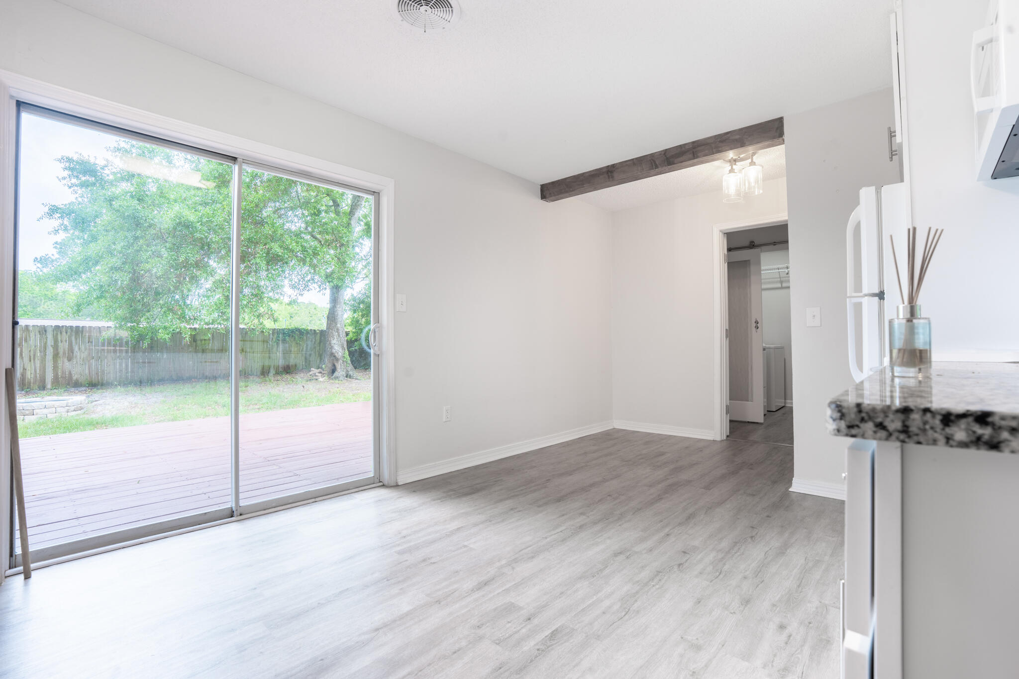 OAKLAND HEIGHTS 1ST ADDN - Residential Lease