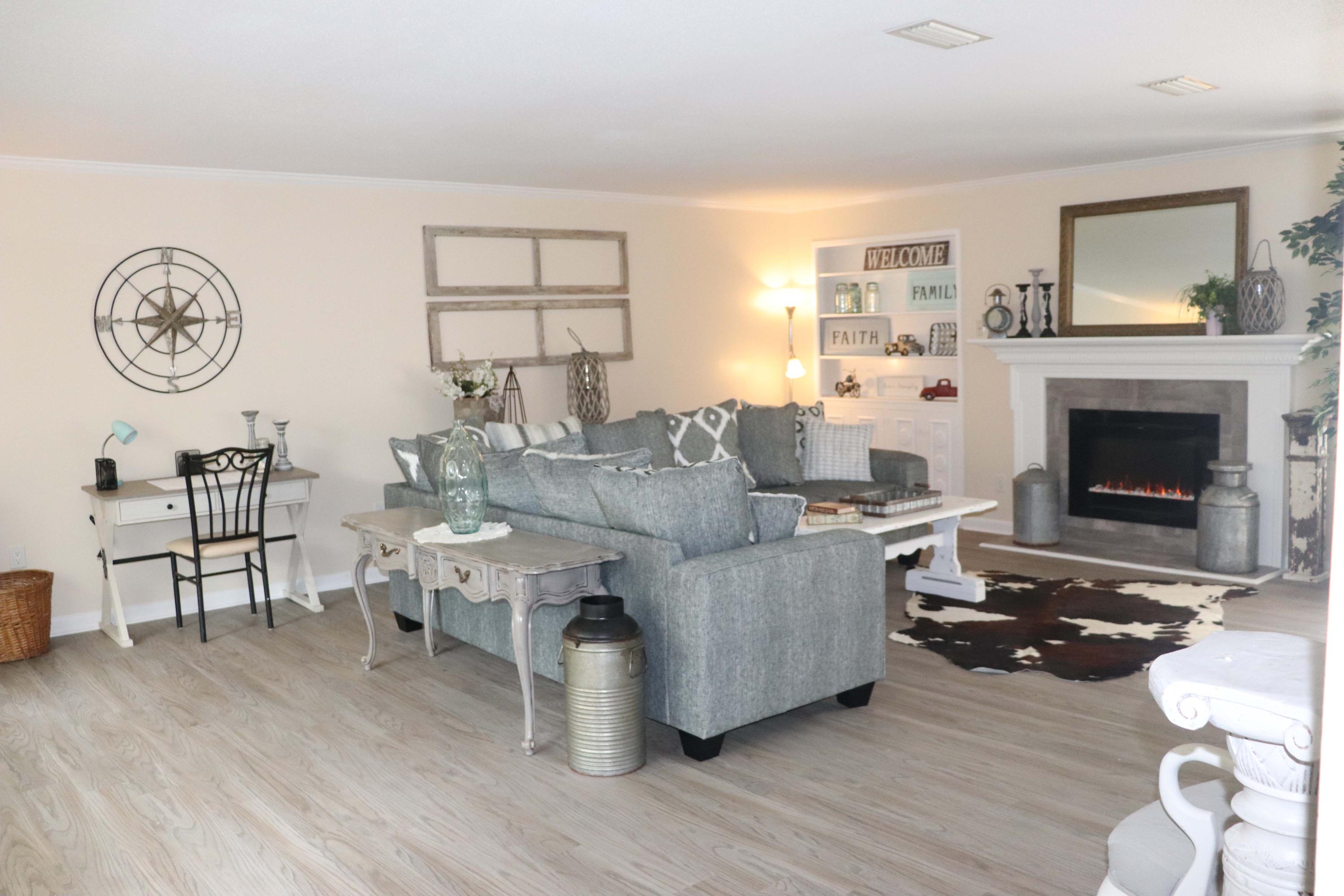 COLONY ESTATES - Residential