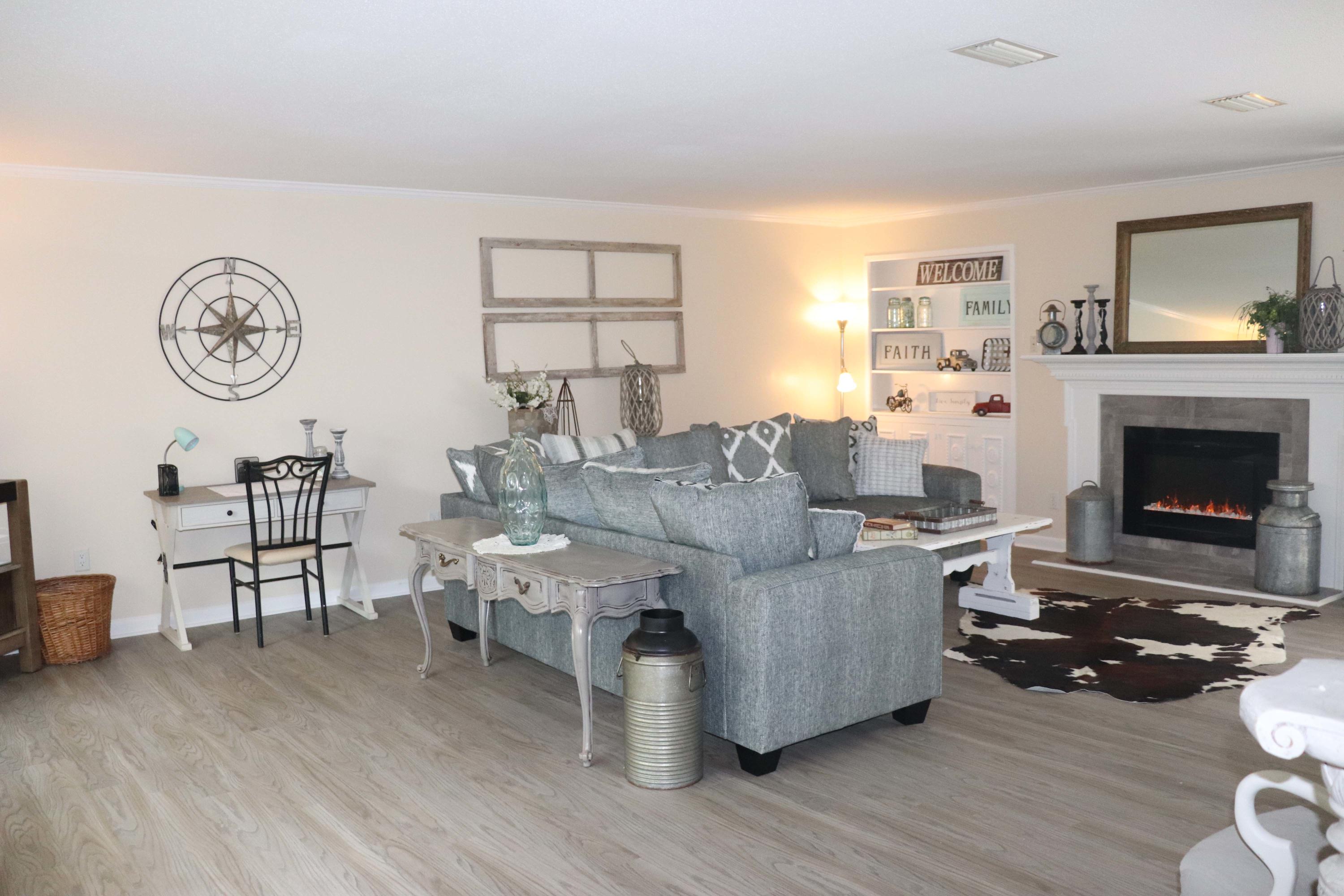 COLONY ESTATES - Residential