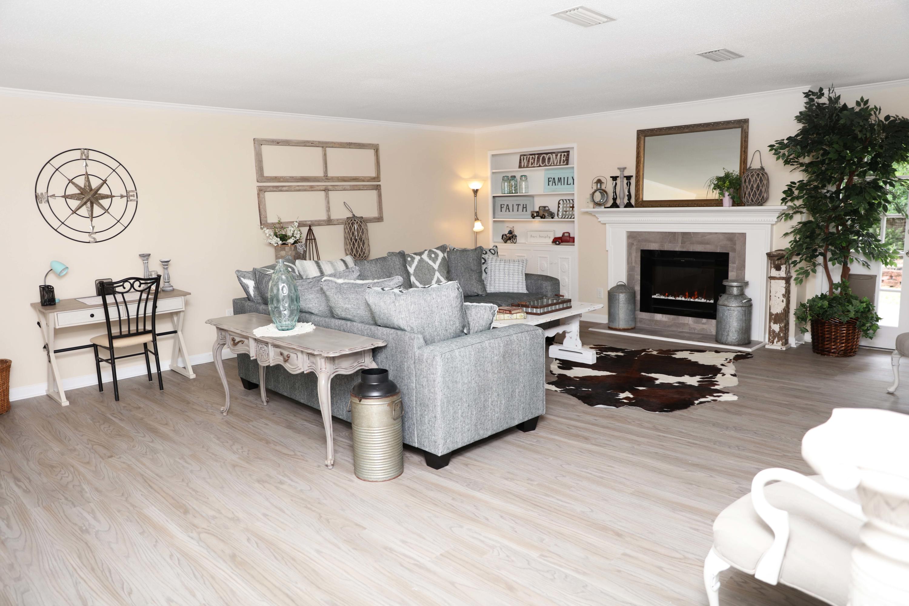 COLONY ESTATES - Residential