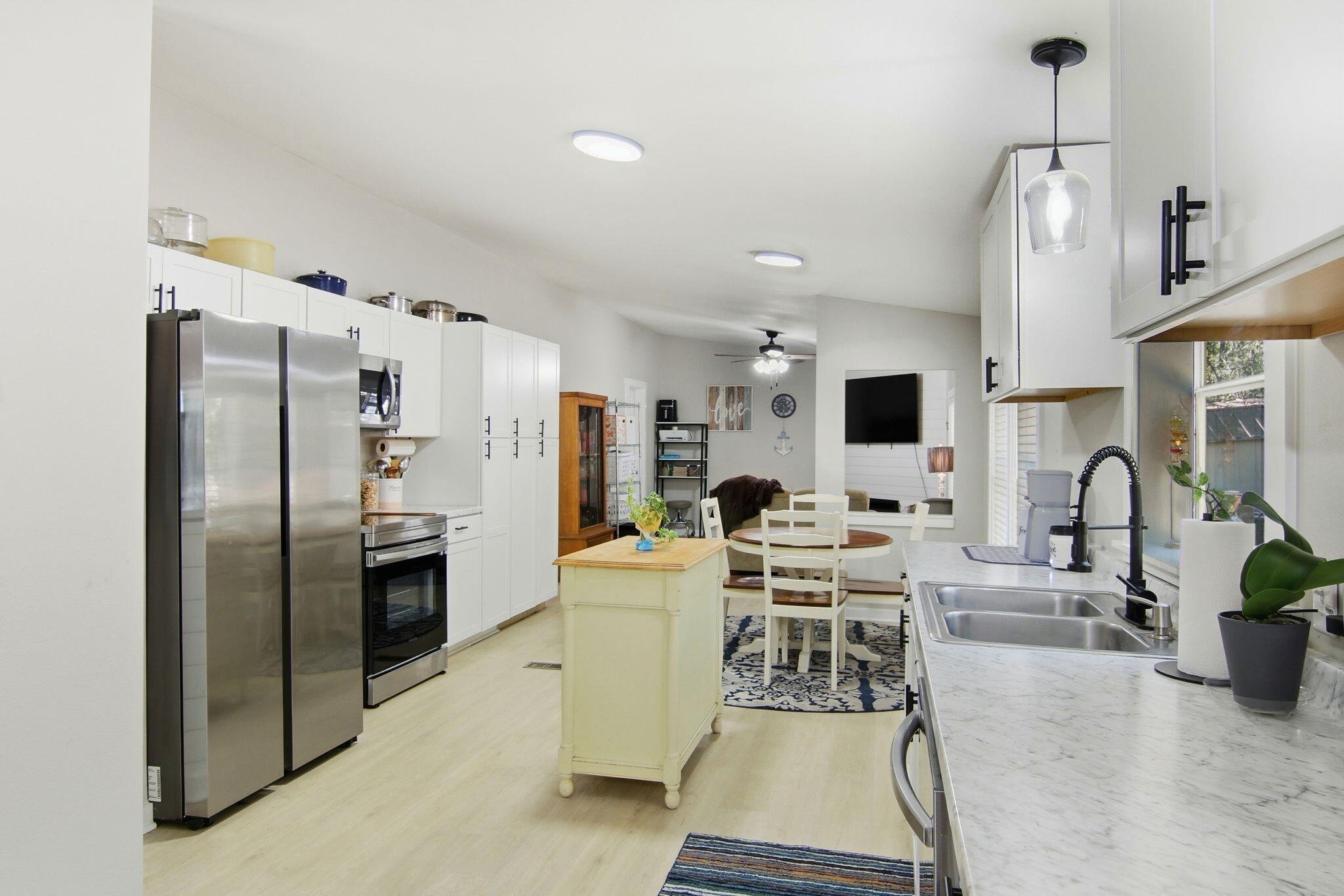 NO RECORDED SUBDIVISION - Residential