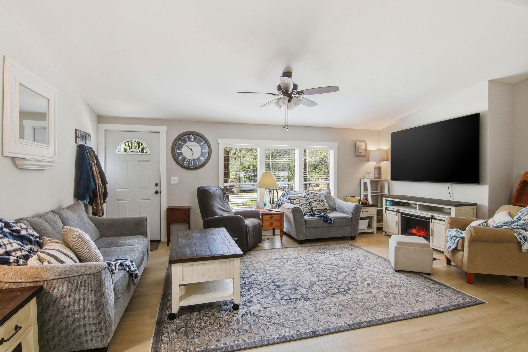 NO RECORDED SUBDIVISION - Residential