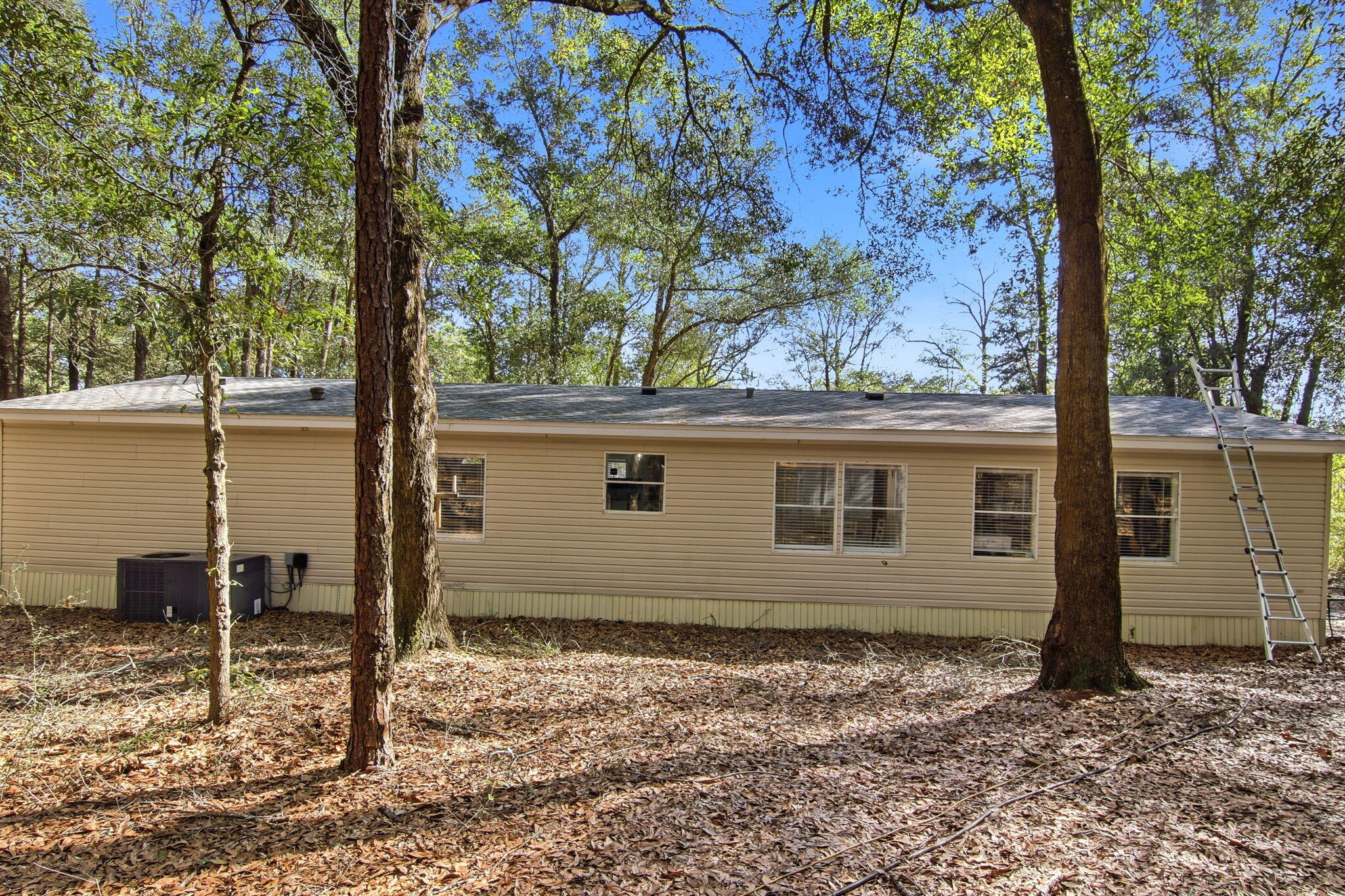 NO RECORDED SUBDIVISION - Residential