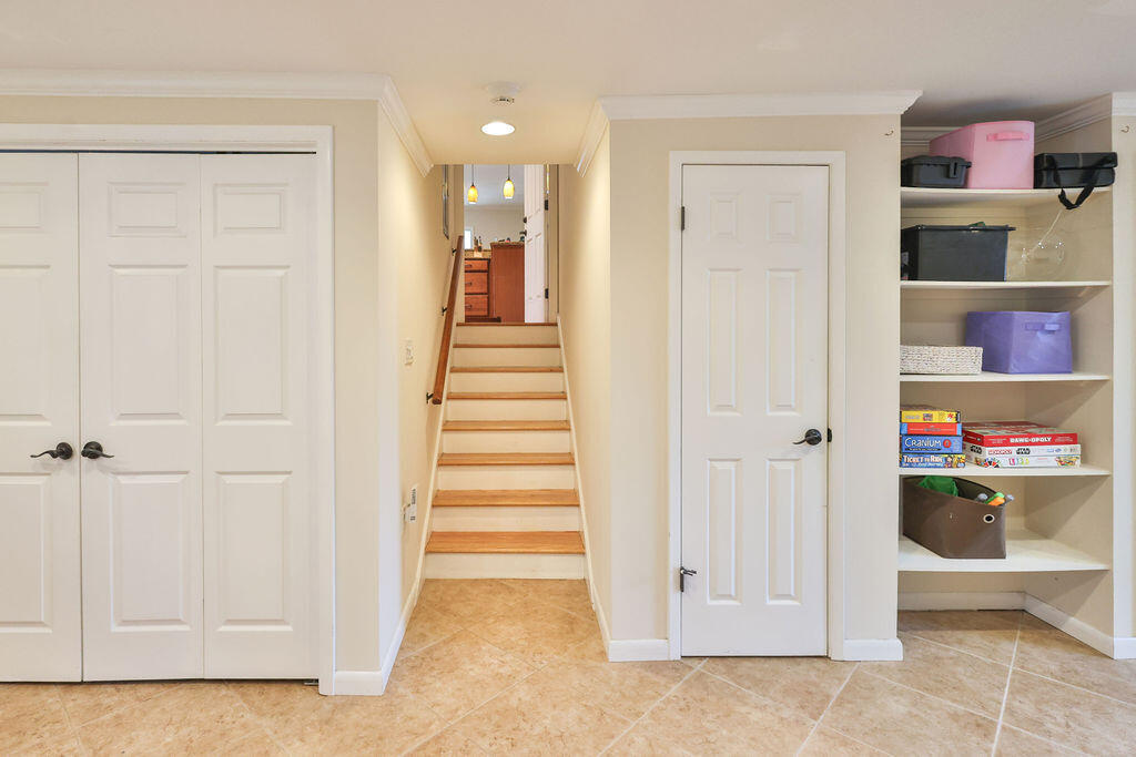 VILLA RUSS PARK S/D LOT 30 BLK 3 - Residential