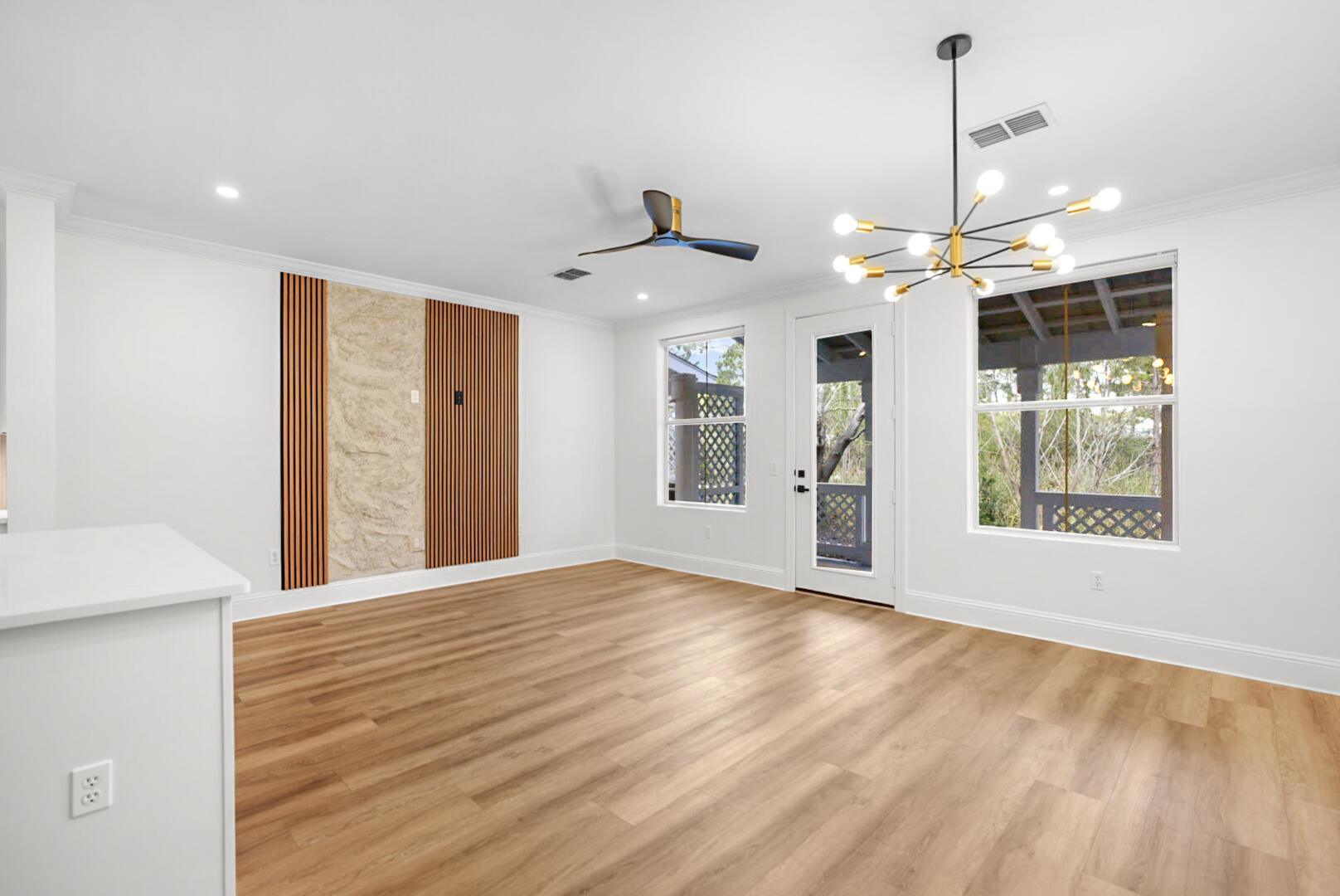 EAGLE BAY - Residential