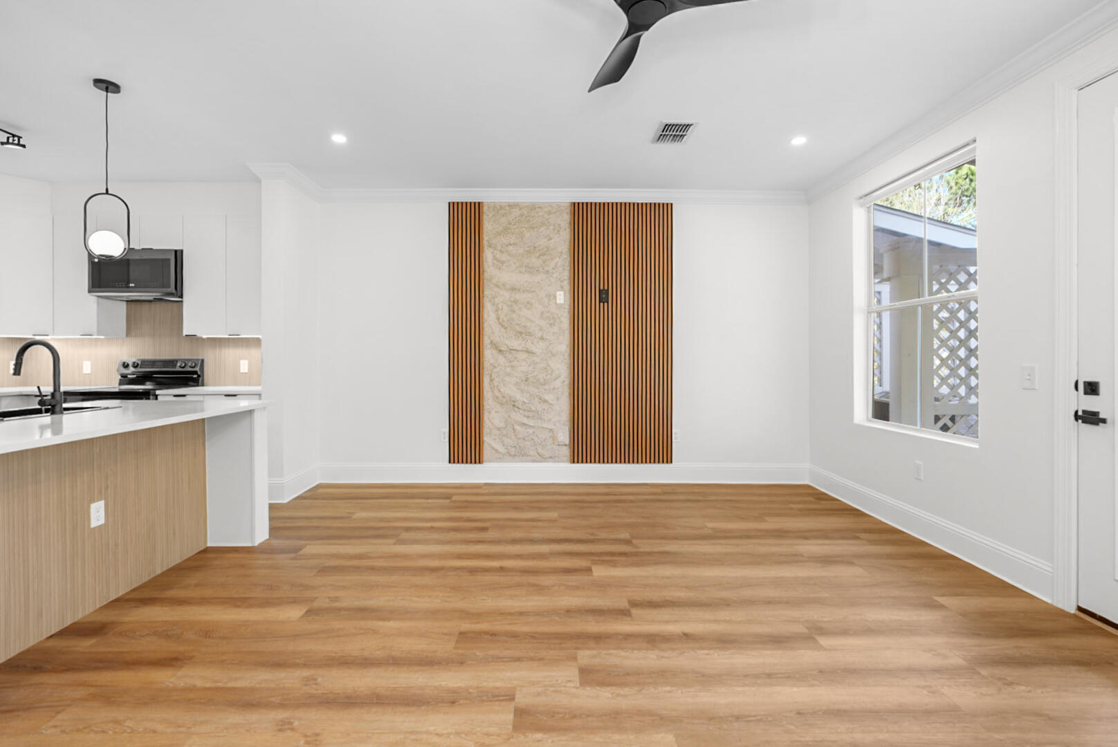 EAGLE BAY - Residential