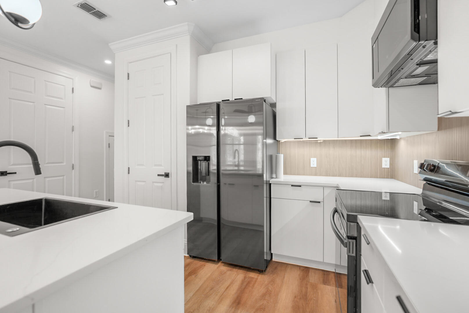 EAGLE BAY - Residential