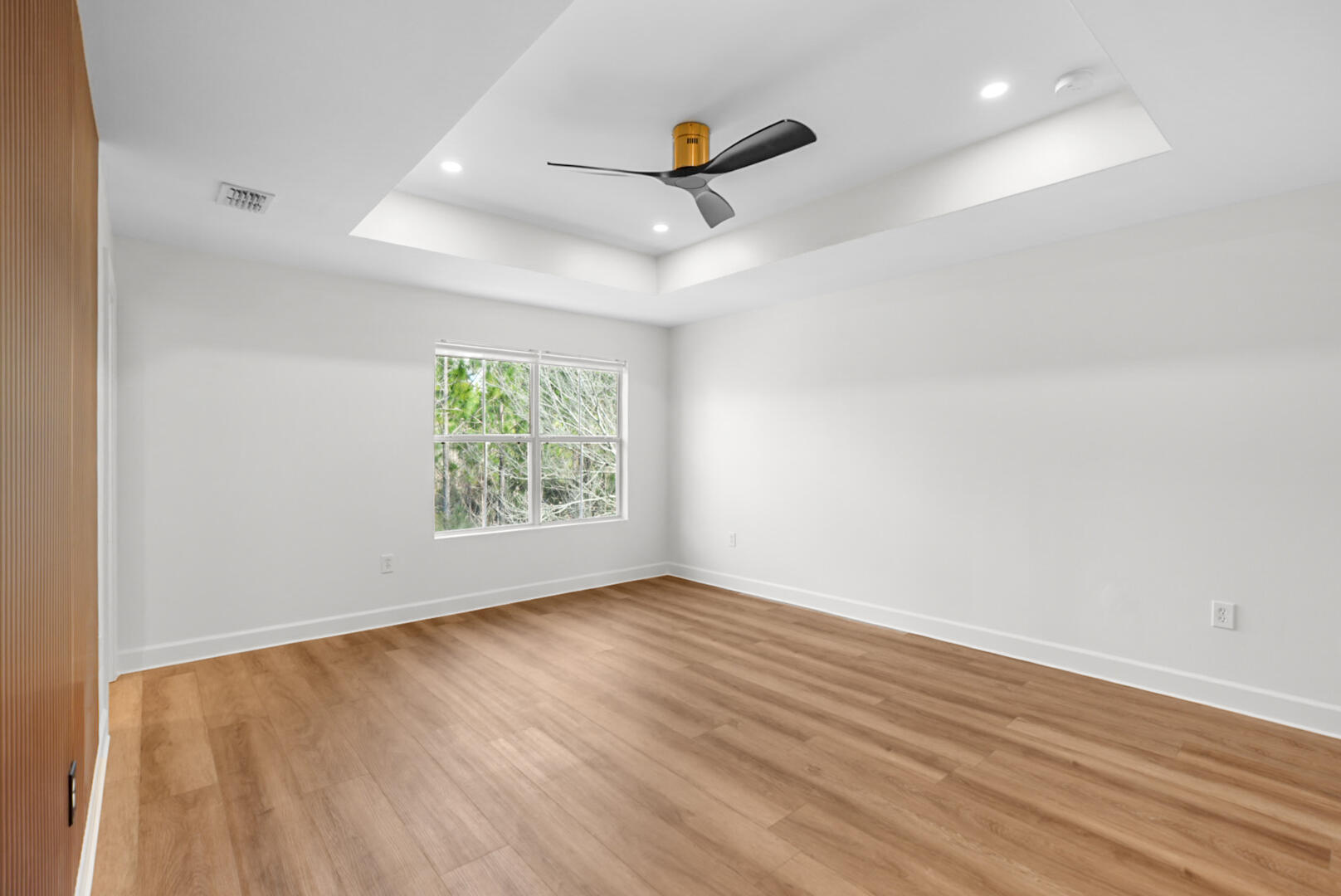 EAGLE BAY - Residential