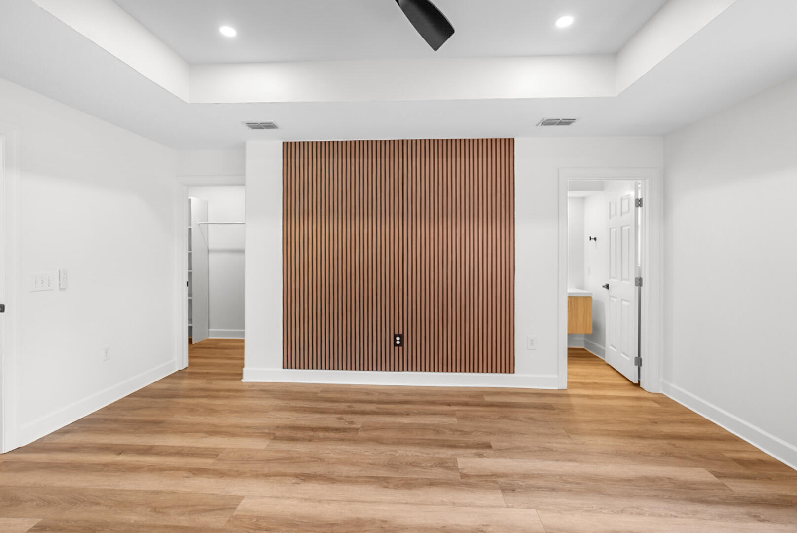 EAGLE BAY - Residential