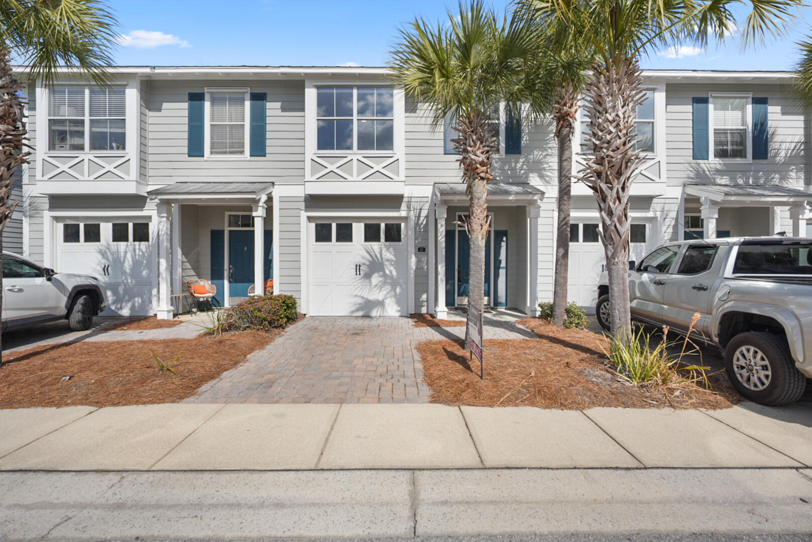 EAGLE BAY - Residential