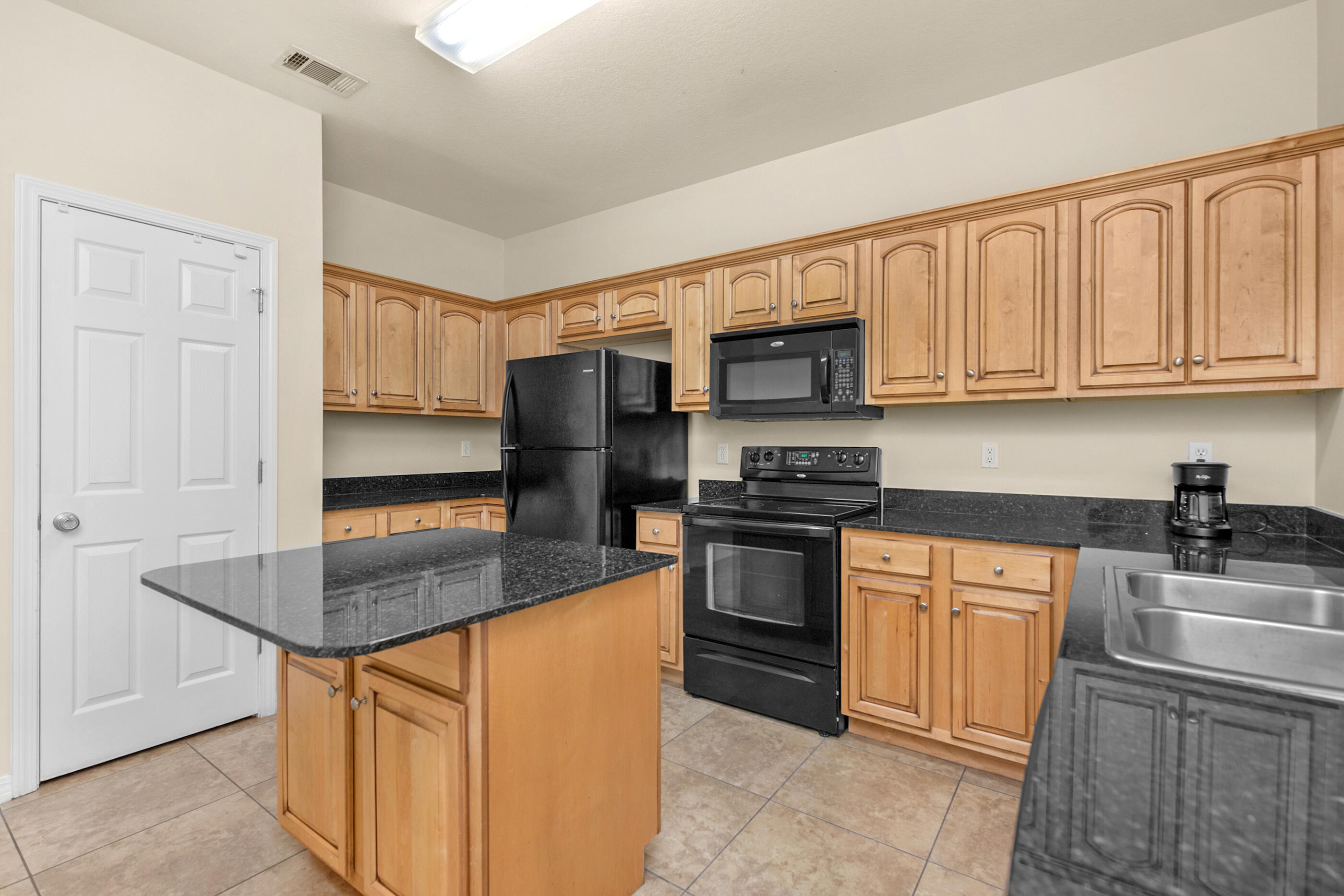 MERIDIAN SQUARE T/H - Residential