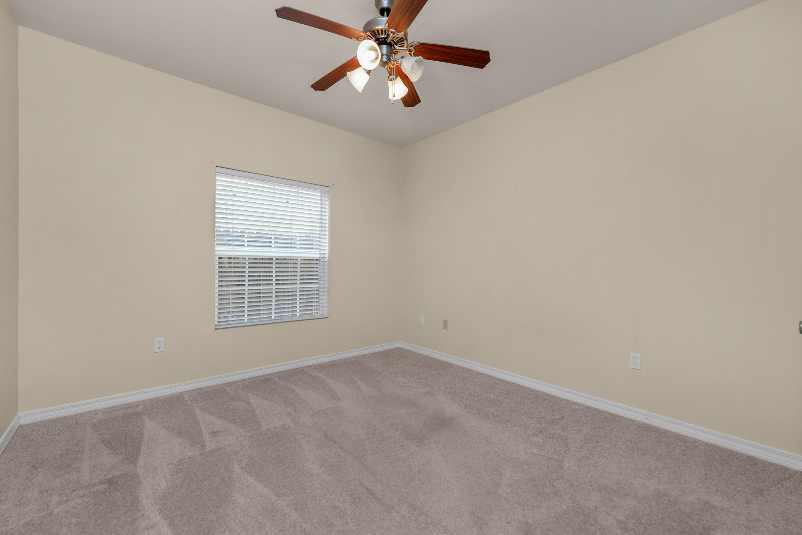 MERIDIAN SQUARE T/H - Residential