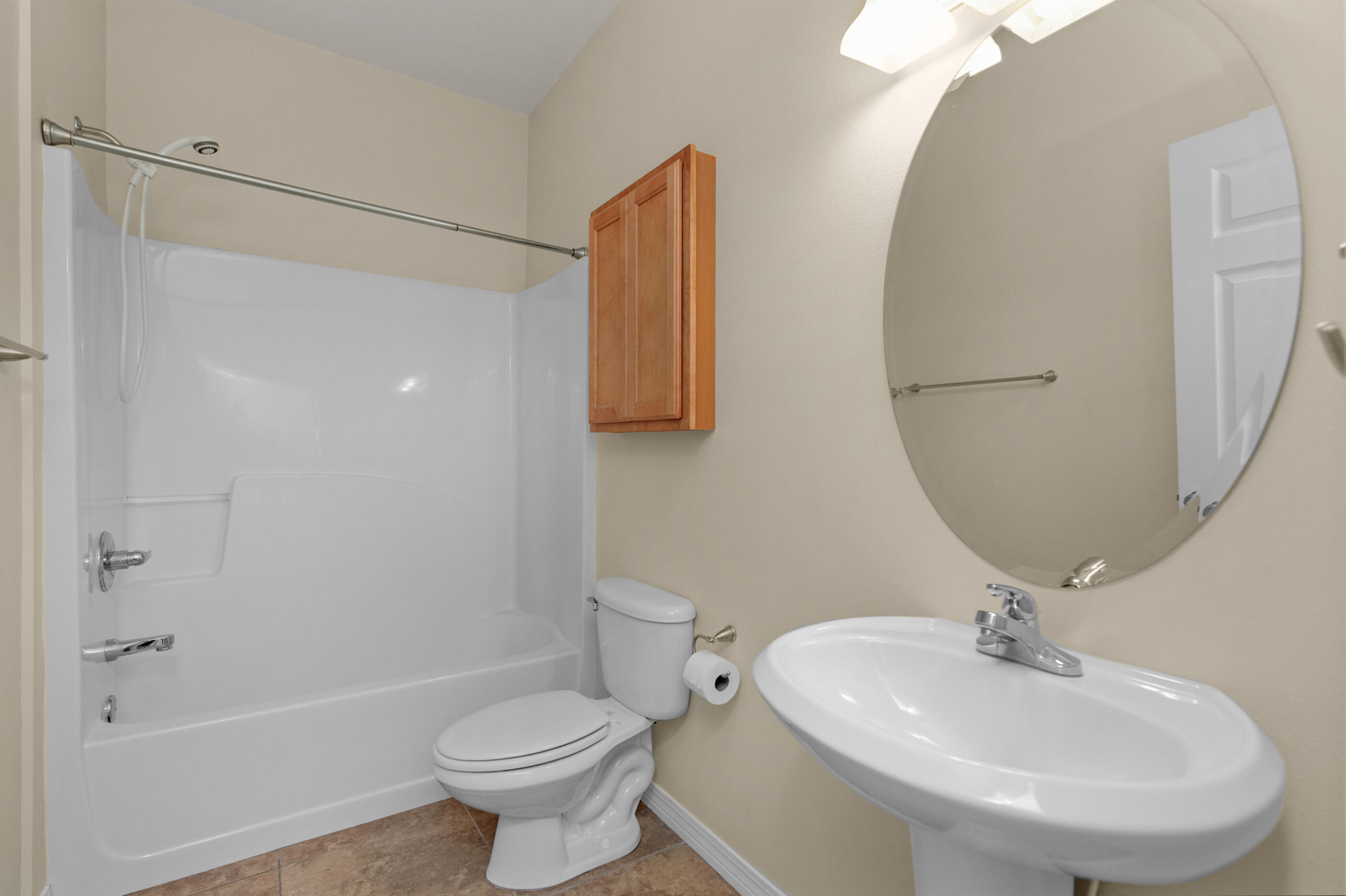 MERIDIAN SQUARE T/H - Residential