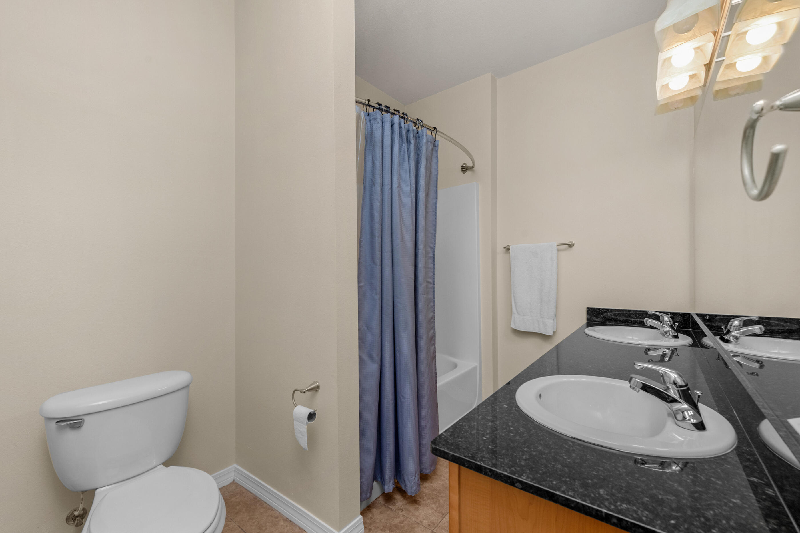 MERIDIAN SQUARE T/H - Residential