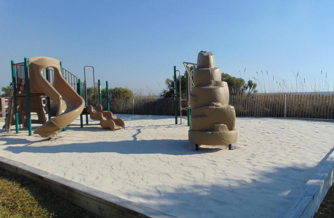 SEASPRAY CONDO - Residential