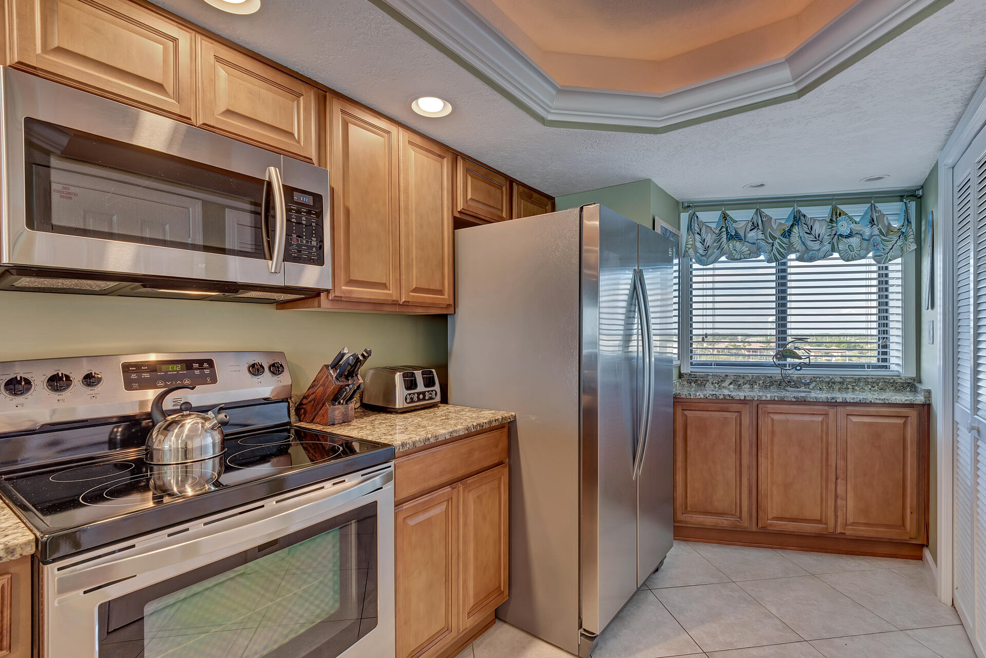 EDGEWATER BEACH CONDO PH 1 - Residential