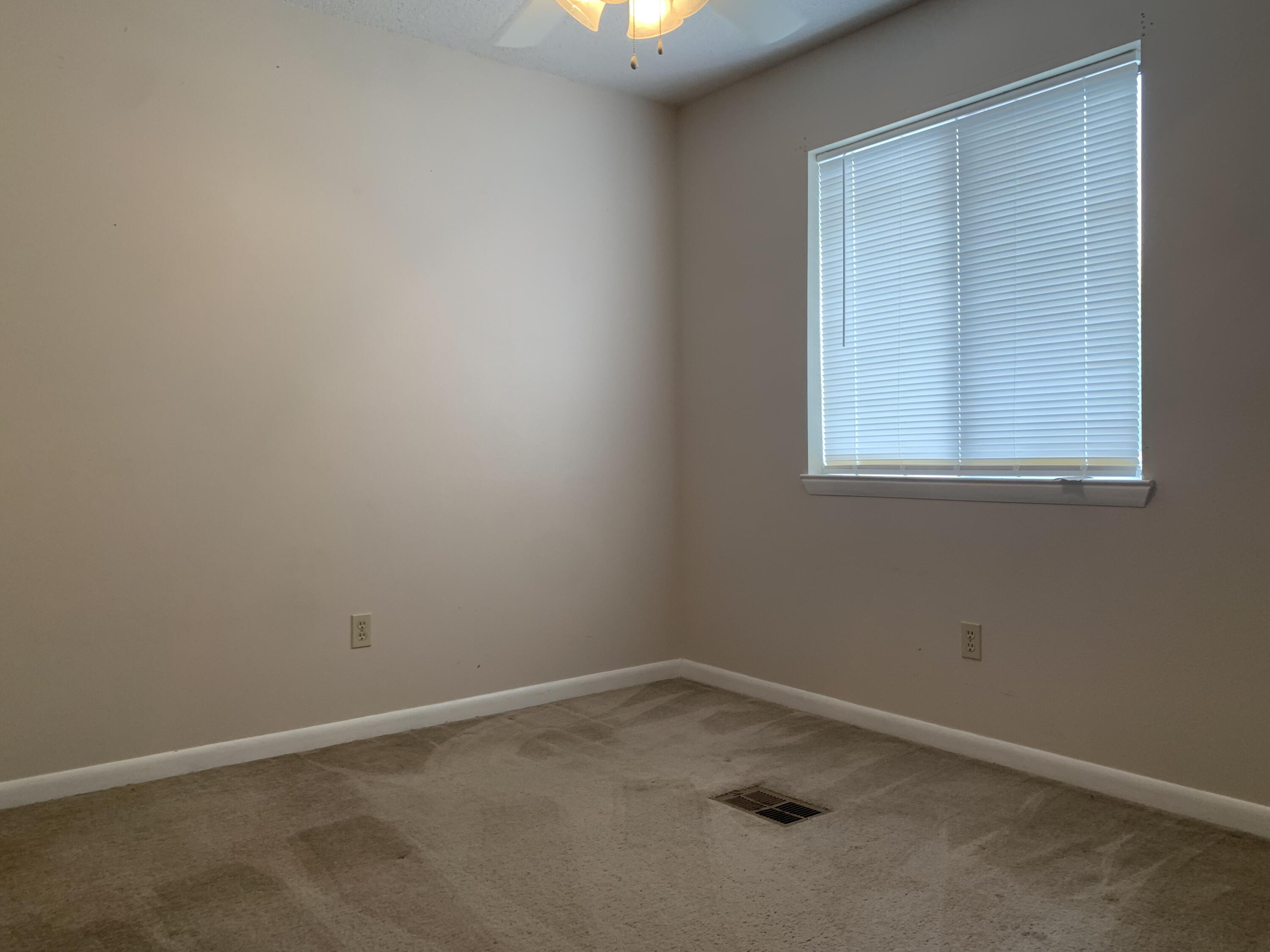 CREEKSIDE 6 - Residential