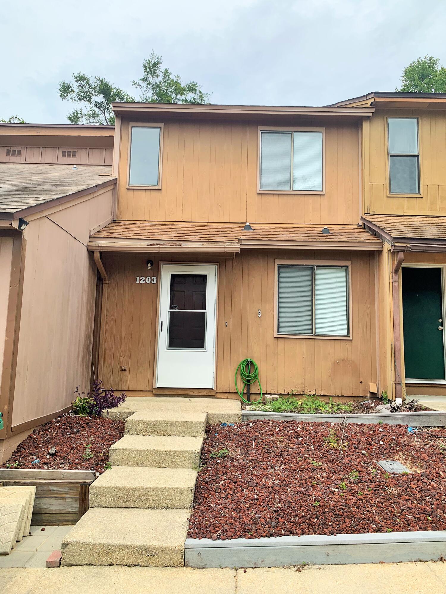 CREEKSIDE 6 - Residential