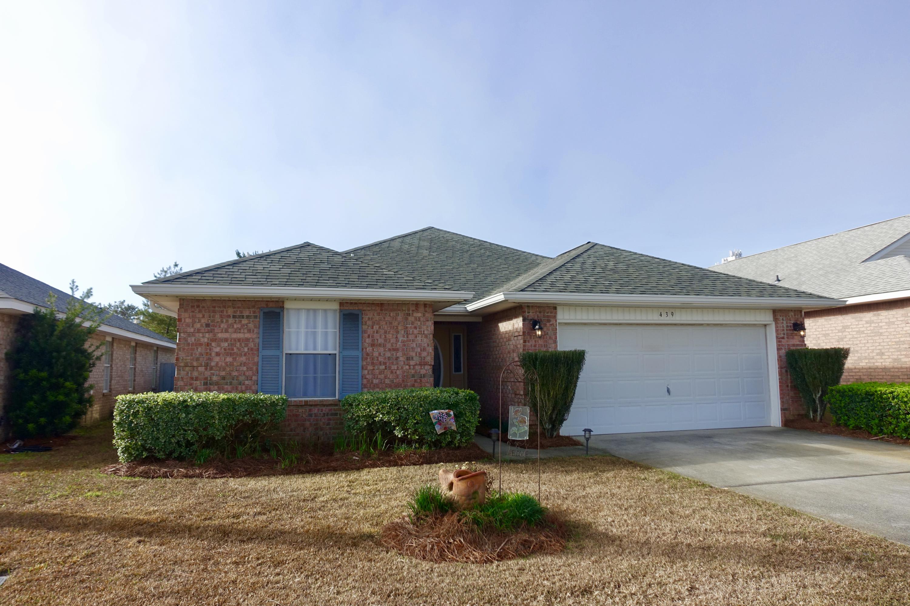 PARADISE RETREAT - Residential Lease