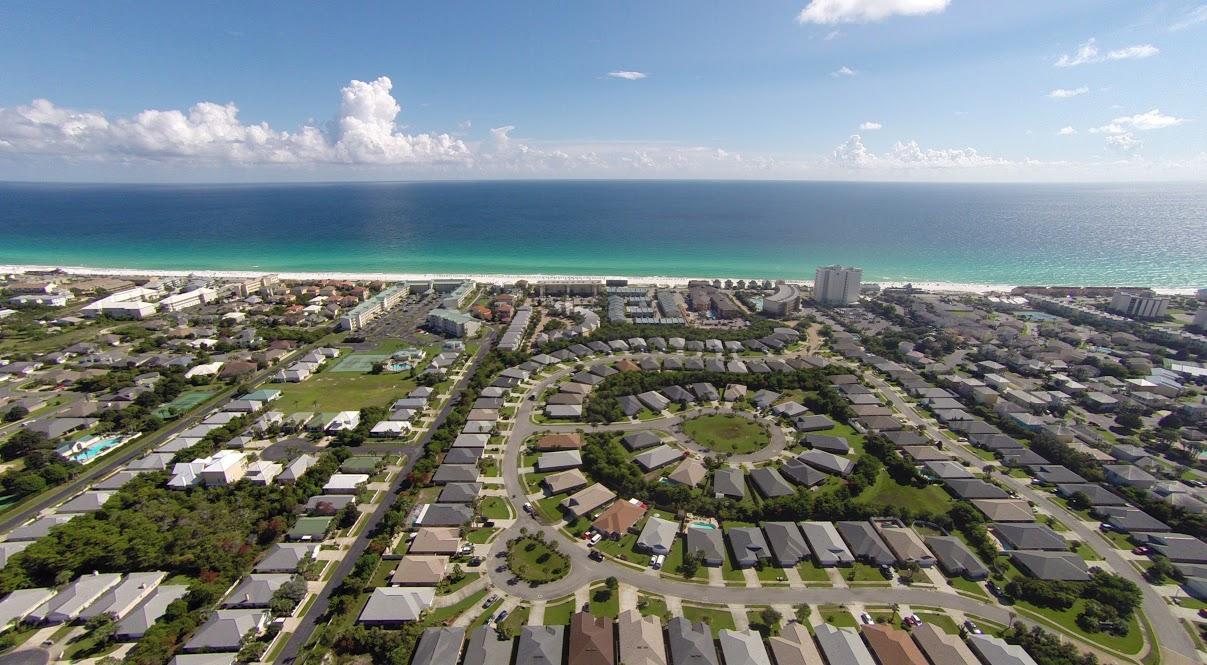 PARADISE RETREAT - Residential Lease