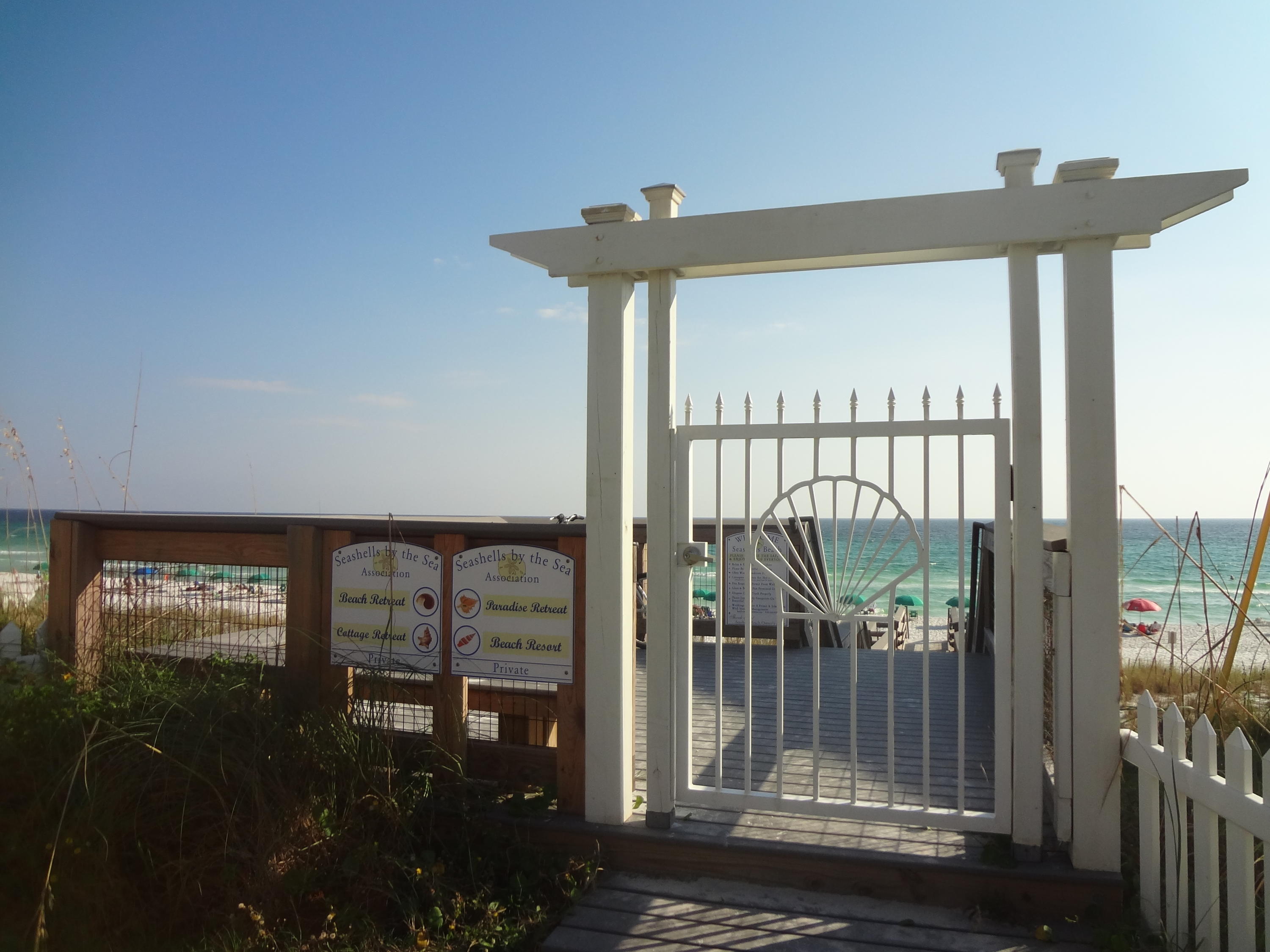 PARADISE RETREAT - Residential Lease