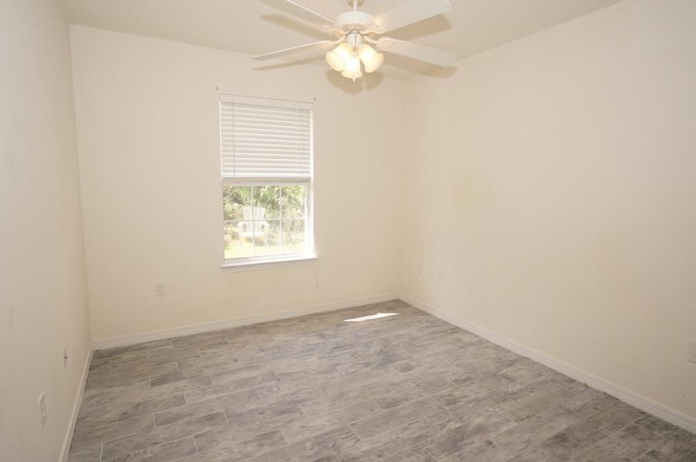 PARADISE RETREAT - Residential Lease