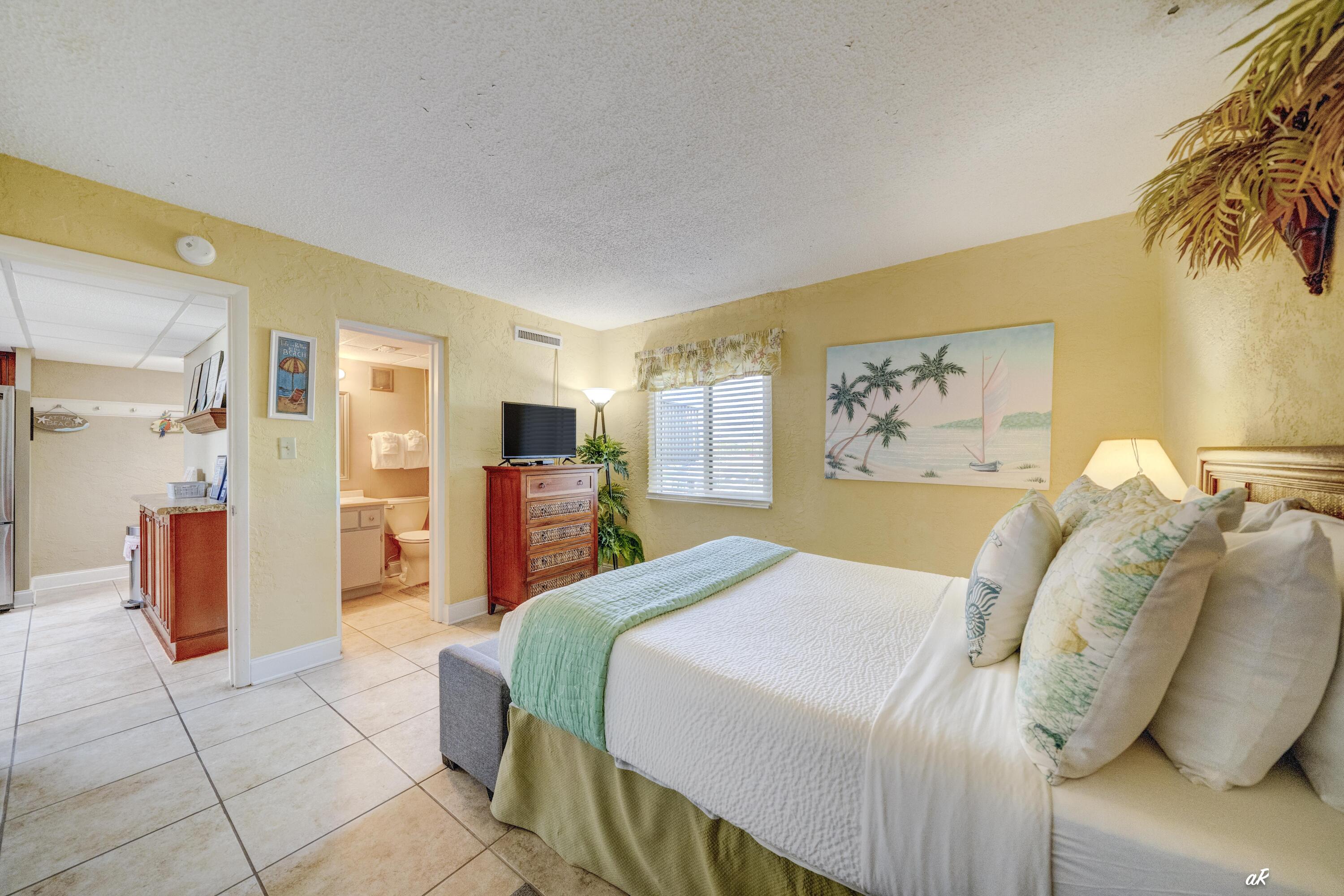 SUGAR BEACH T/H - Residential