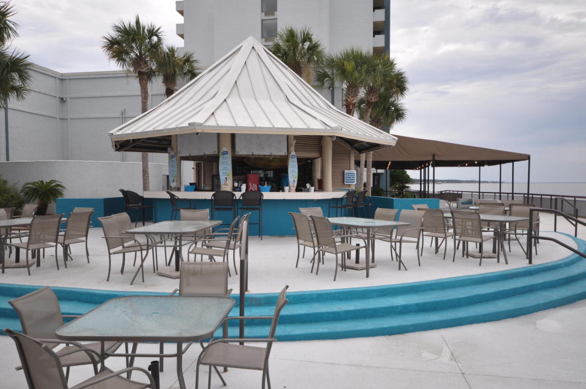 BAYSIDE CONDO SANDESTIN - Residential