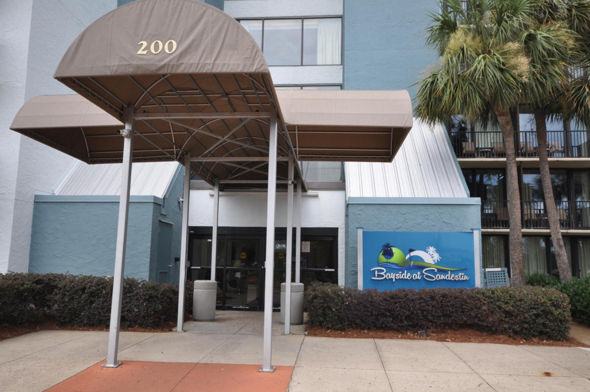 BAYSIDE CONDO SANDESTIN - Residential