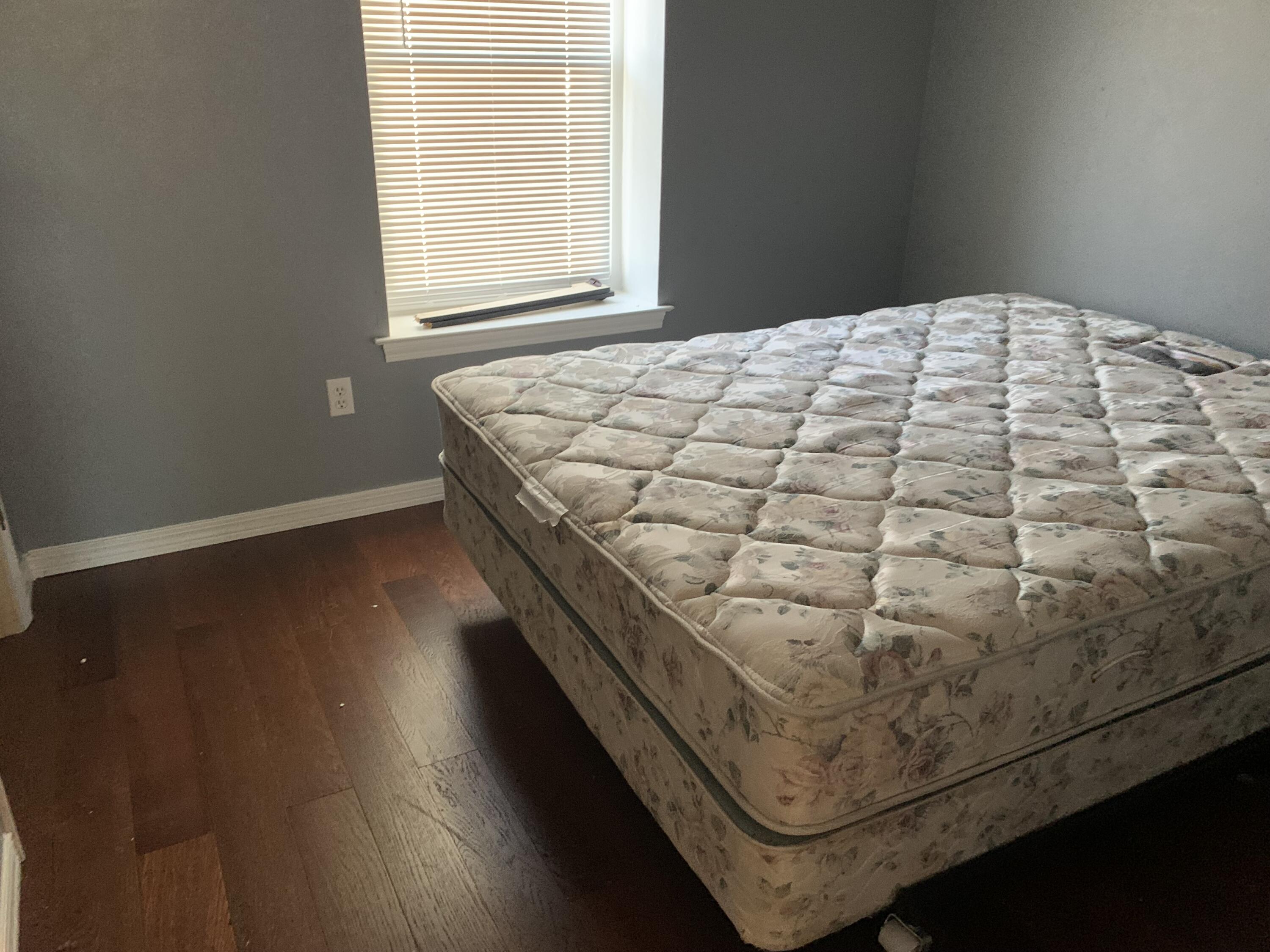 EAST BAY RIVER ESTATES - Residential