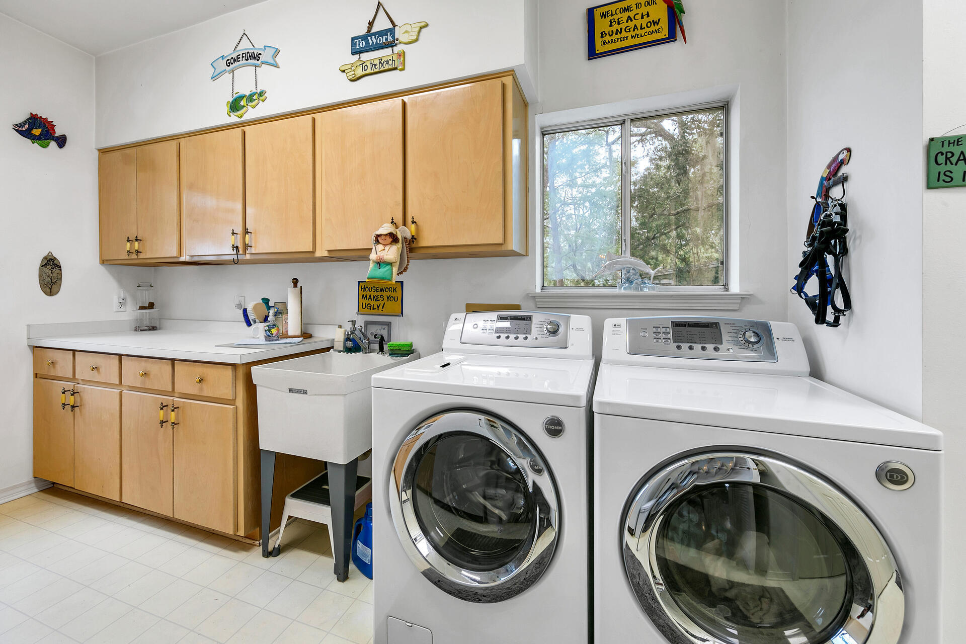 WOODLAND BAYOU ESTATES - Residential