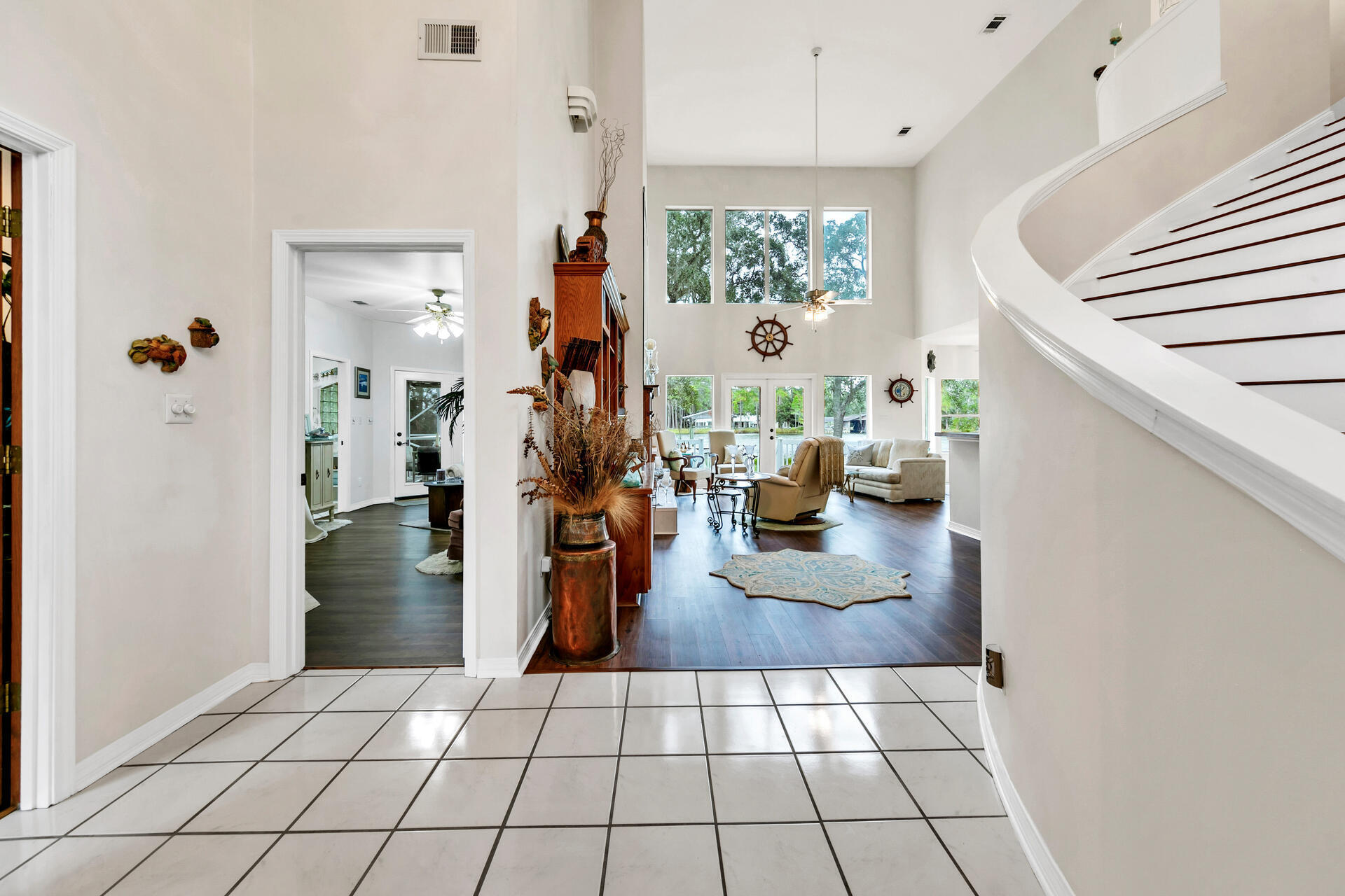 WOODLAND BAYOU ESTATES - Residential