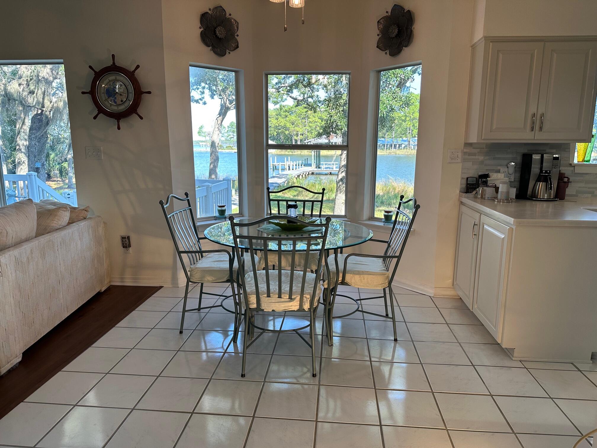 WOODLAND BAYOU ESTATES - Residential