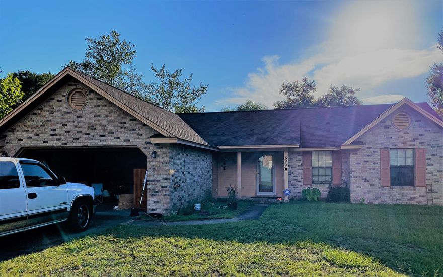 Looking for a GREAT investment? This home is located  in a great family neighborhood.  Has many features you will appreciate, get it before it's gone!! Property to be sold as is.Cash only. Seller has an assignable purchase agreement on this property. A $2,000 non-refundable EMD required at bid acceptance. Buyer to verify all pertinent information including the sq. footage and lot dimension.