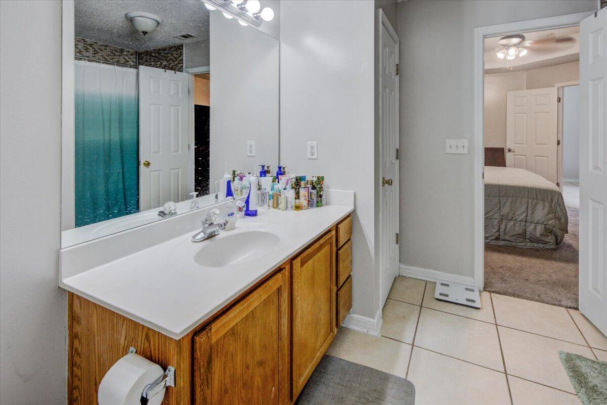 MORRIS ADDN TO CRESTVIEW - Residential