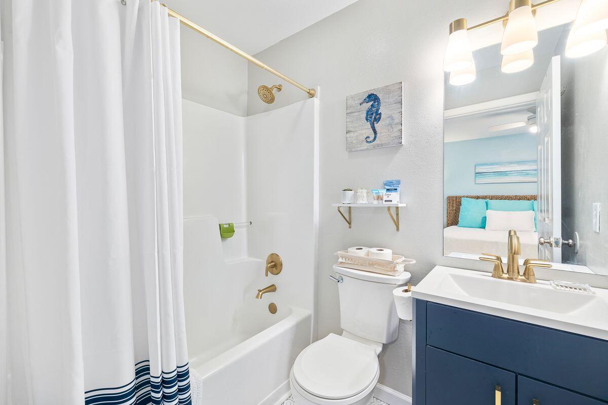 BEACHSIDE VILLAS CONDO - Residential